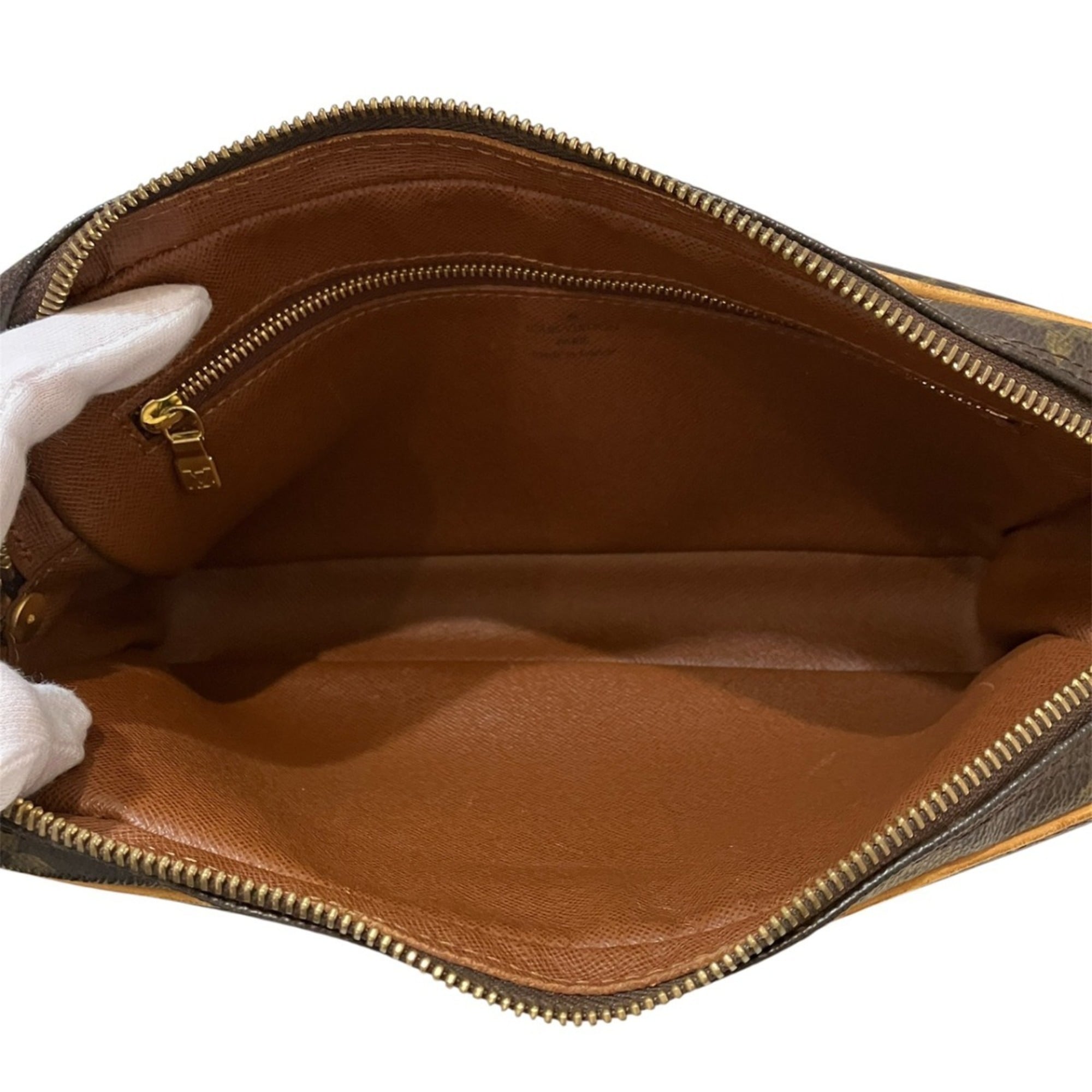 Louis Vuitton Brown Monogram Clutch Bag (Pre-Owned)