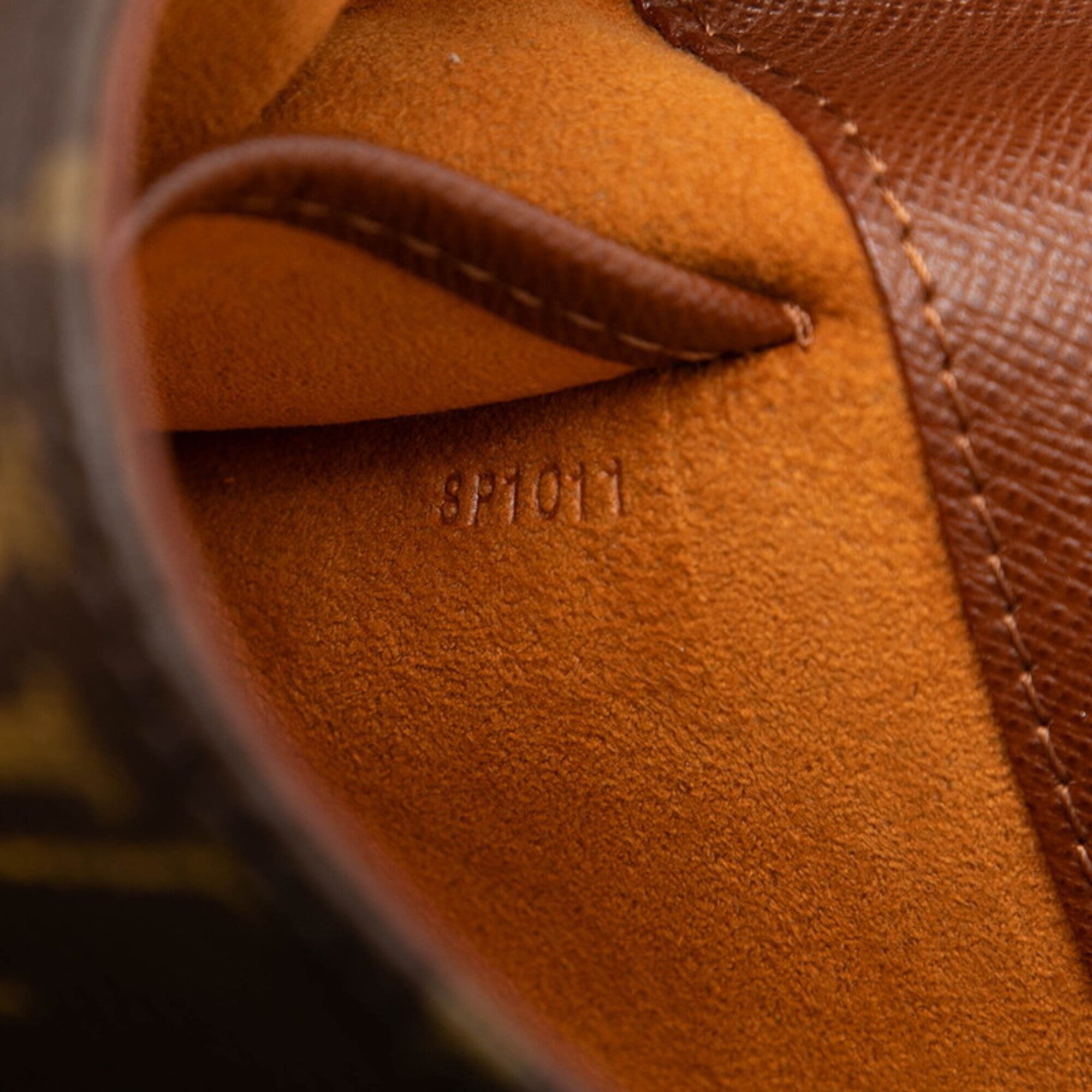 Louis Vuitton Brown Pvc Leather Shoulder Bag (Pre-Owned)