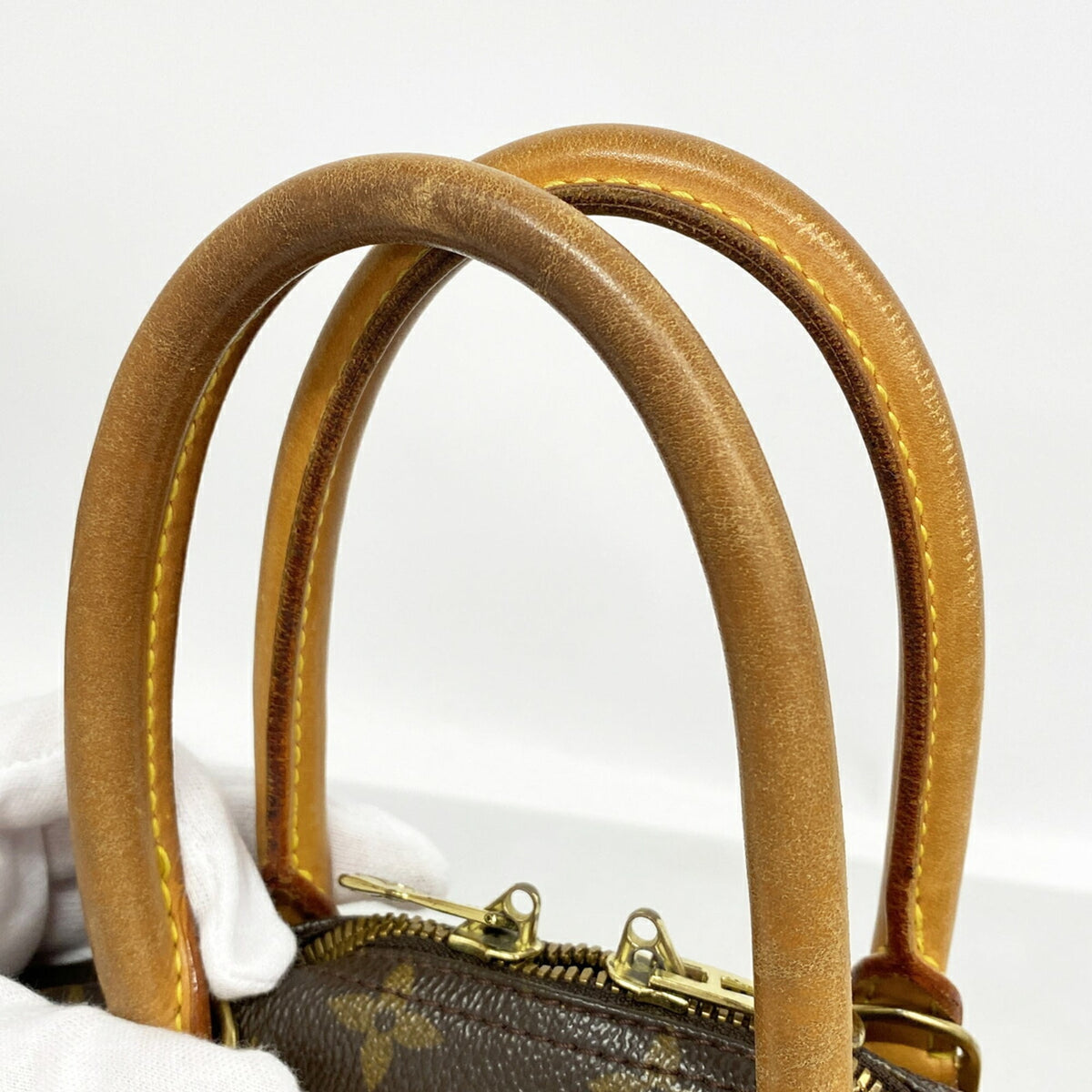 Louis Vuitton Brown Handbag (Pre-Owned)
