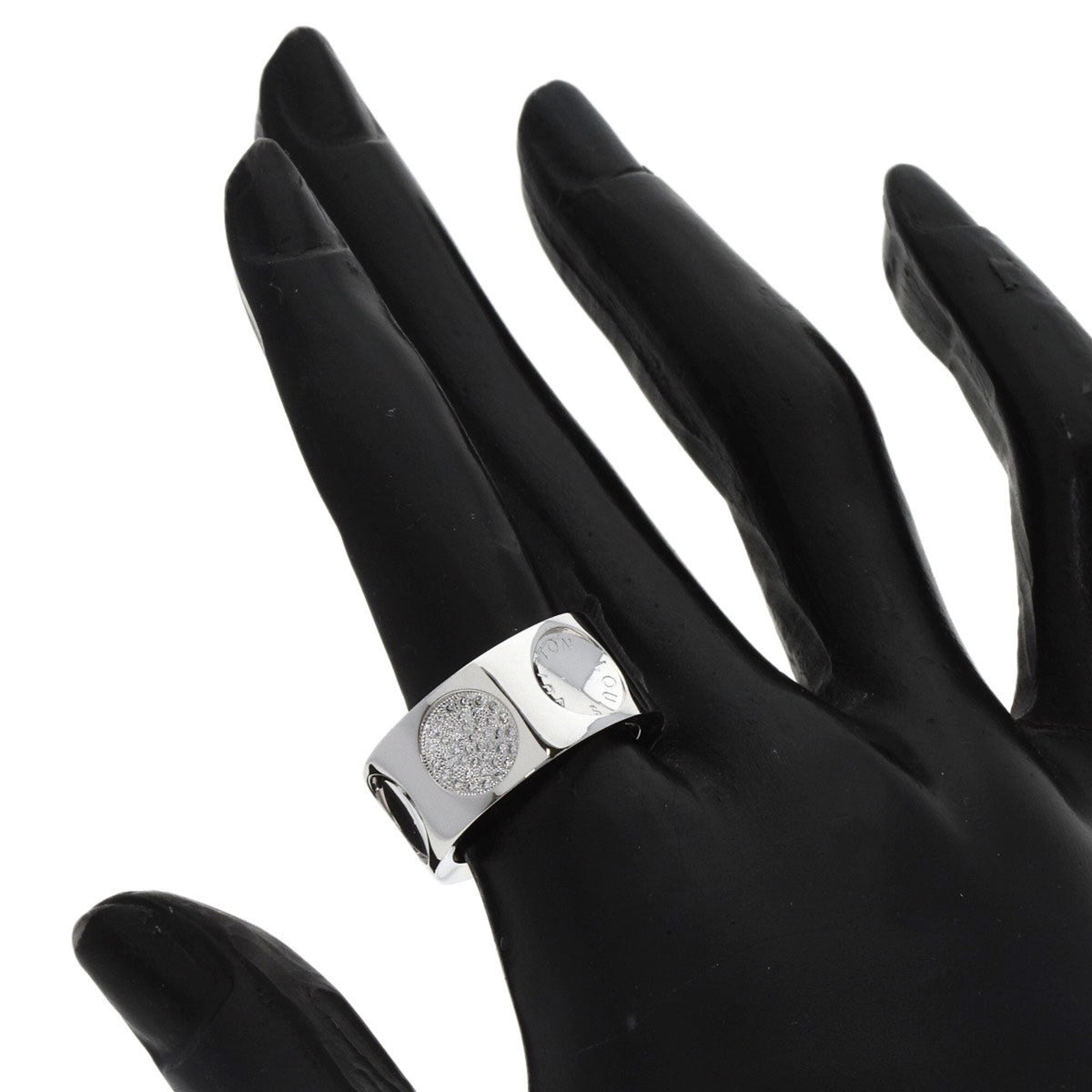 Louis Vuitton White Gold White Gold (18K) Band Ring (Pre-Owned)