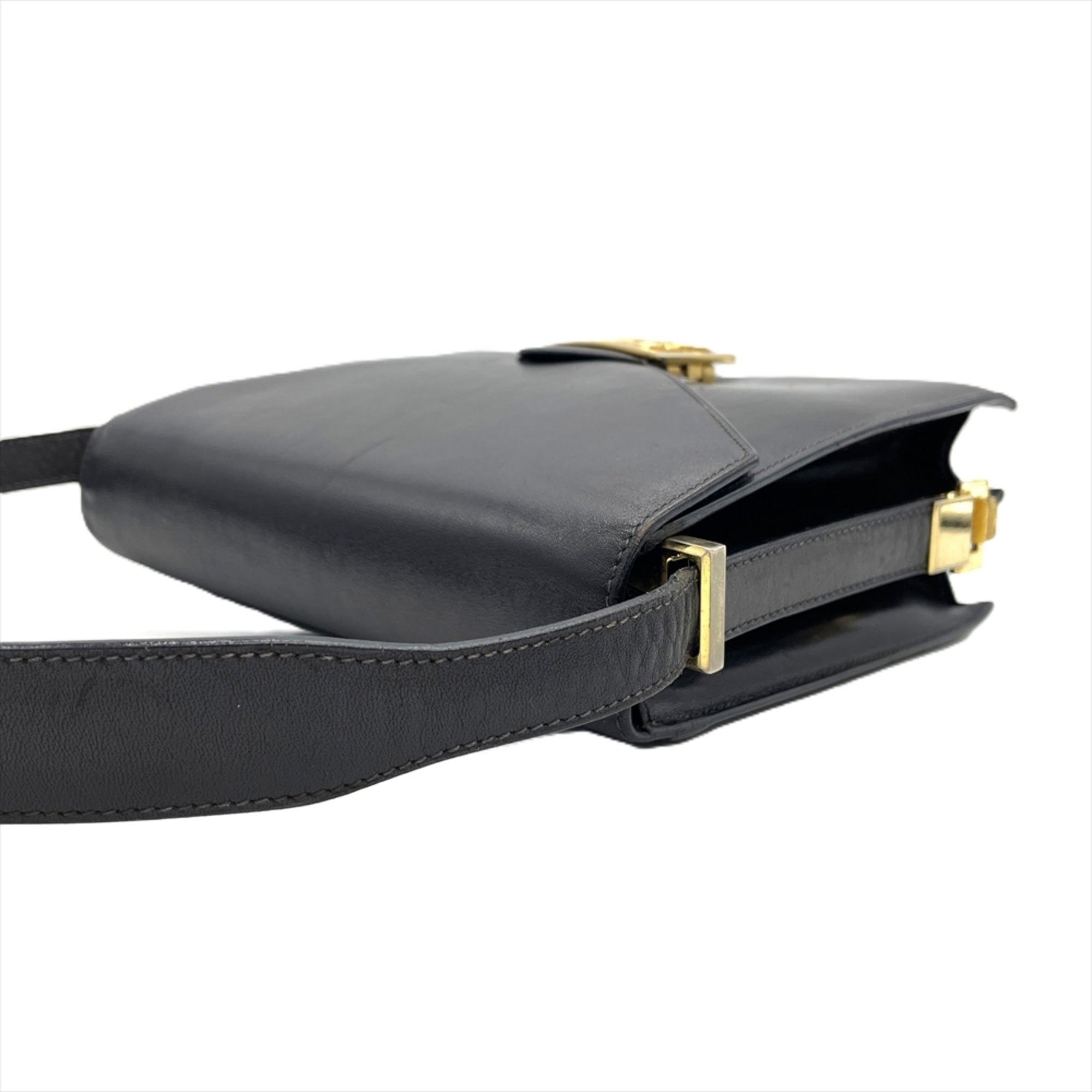 Celine Black Leather Shoulder Bag (Pre-Owned)