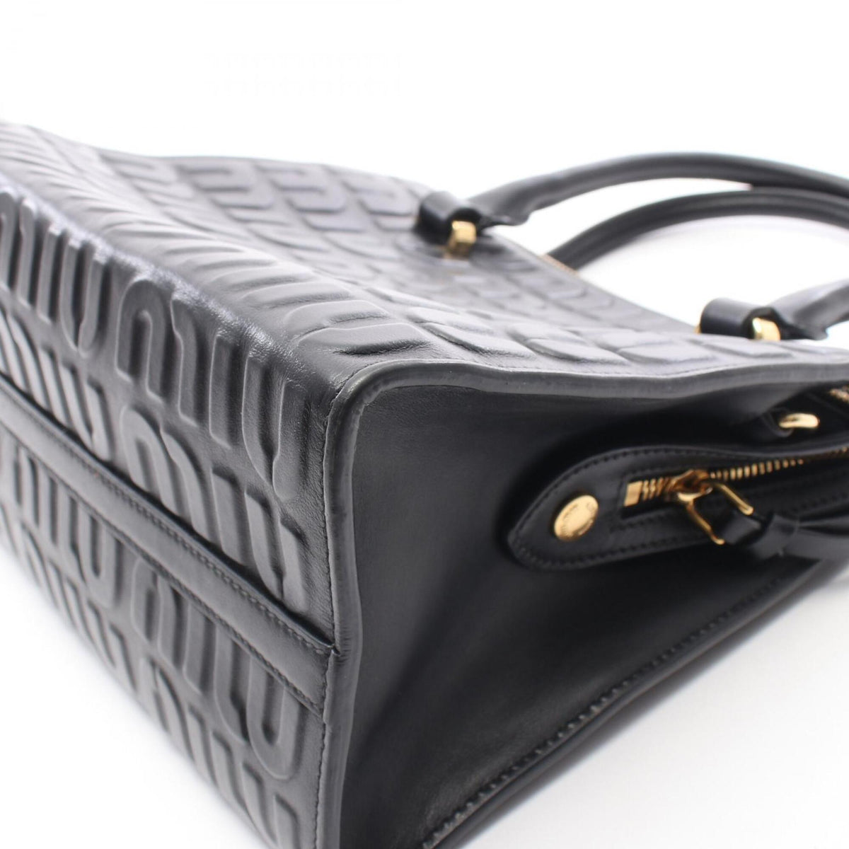 Miu Miu Black Leather Handbag Pouch (Pre-Owned)