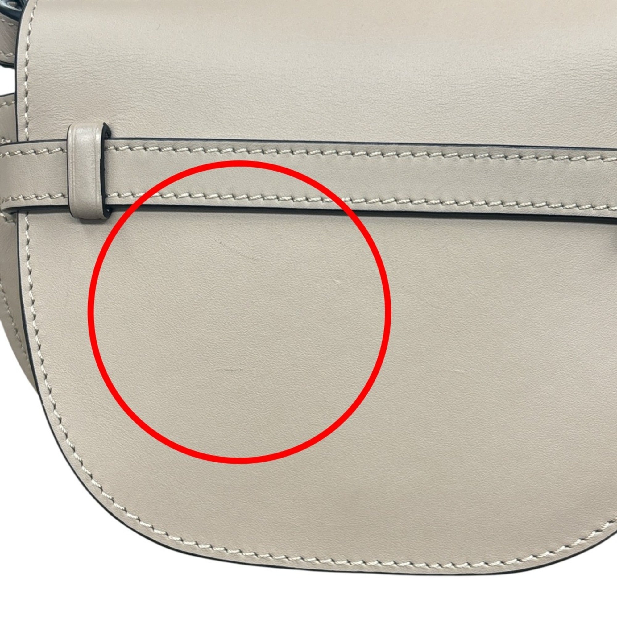 Loewe Beige Leather Shoulder Bag (Pre-Owned)