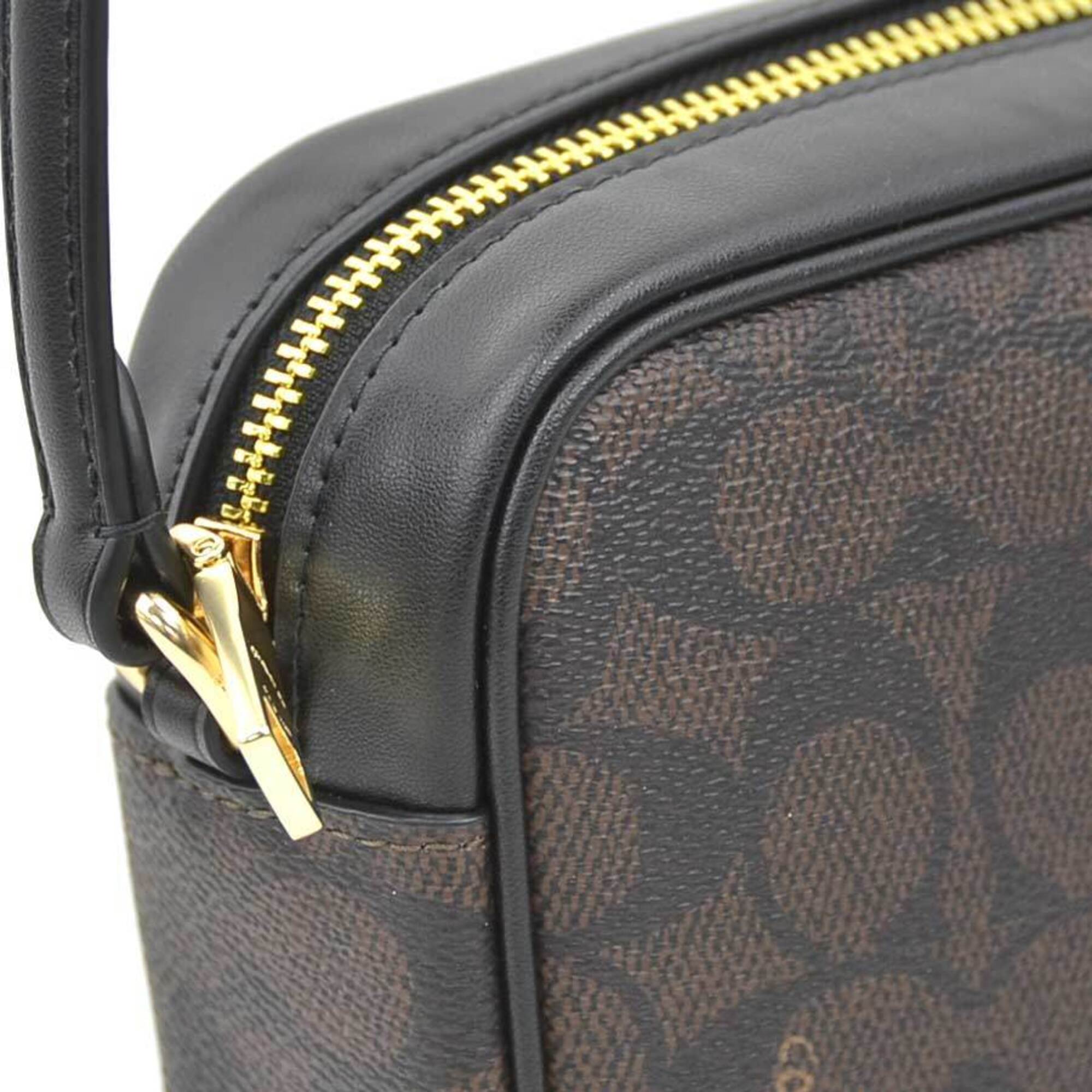 Coach Black Brown Leather Shoulder Bag (Pre-Owned)