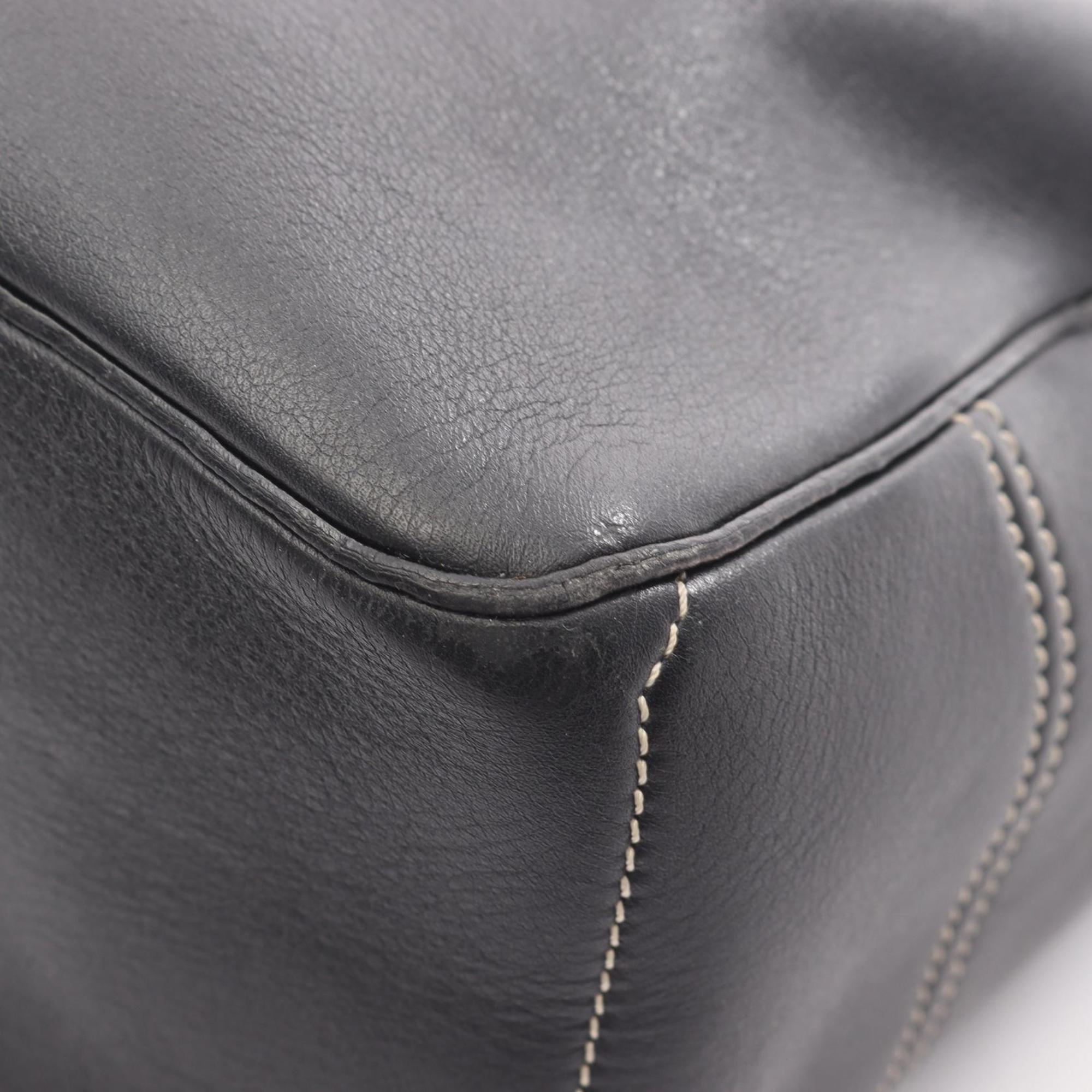 Celine Black Leather Handbag (Pre-Owned)