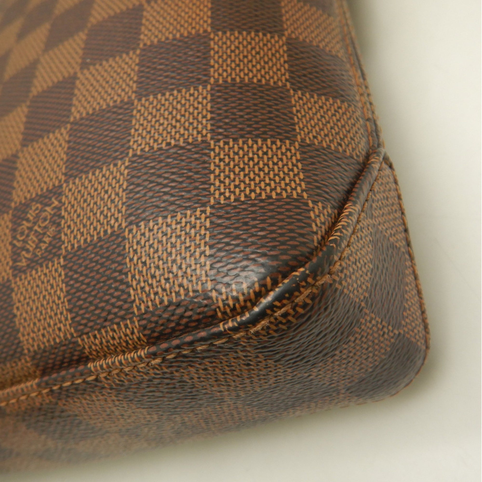 Louis Vuitton Brown Ebene Damier Canvas Shoulder Bag (Pre-Owned)