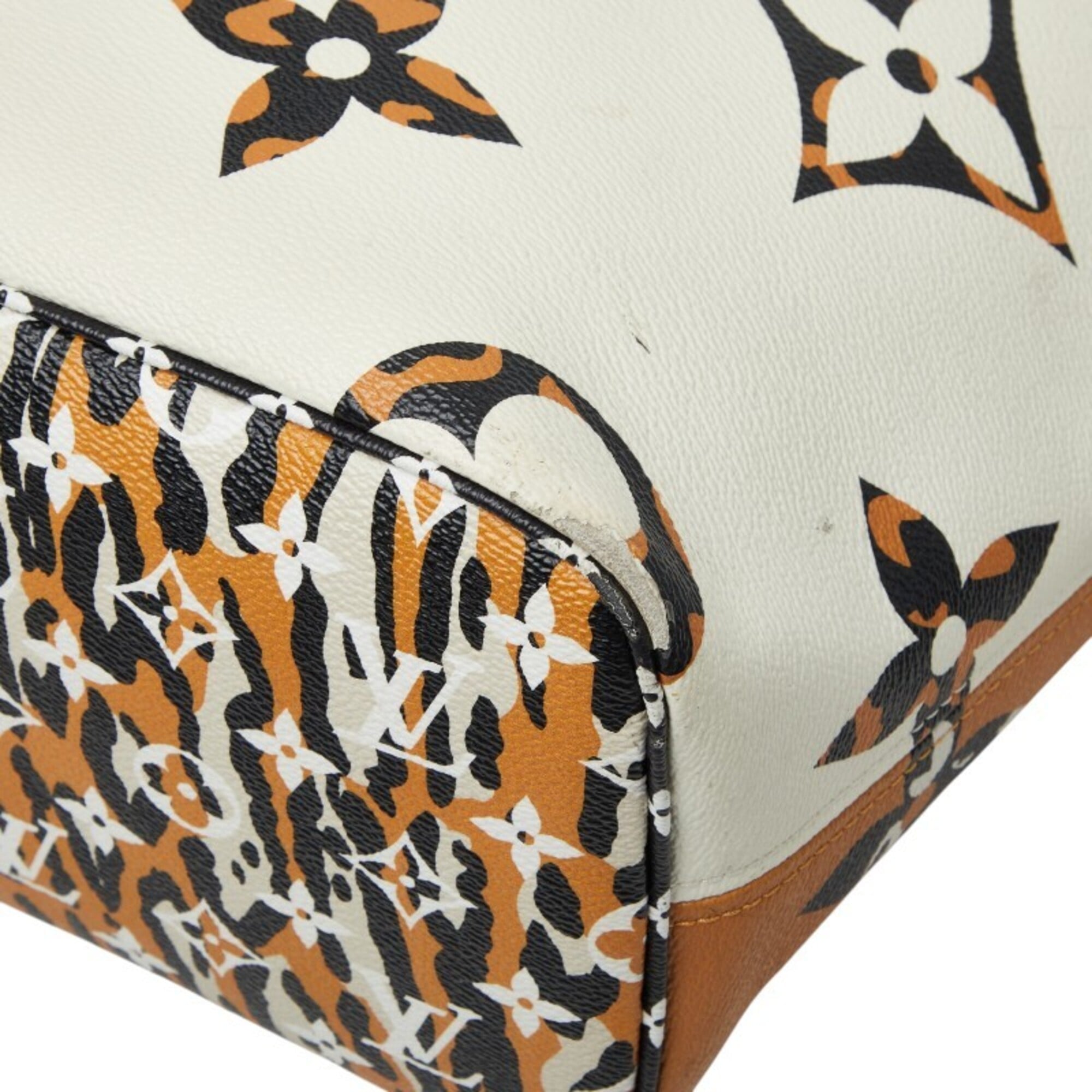 Louis Vuitton Camel Ivory Multi-Color Pvc Leather Pouch Shoulder Bag Tote Bag (Pre-Owned)