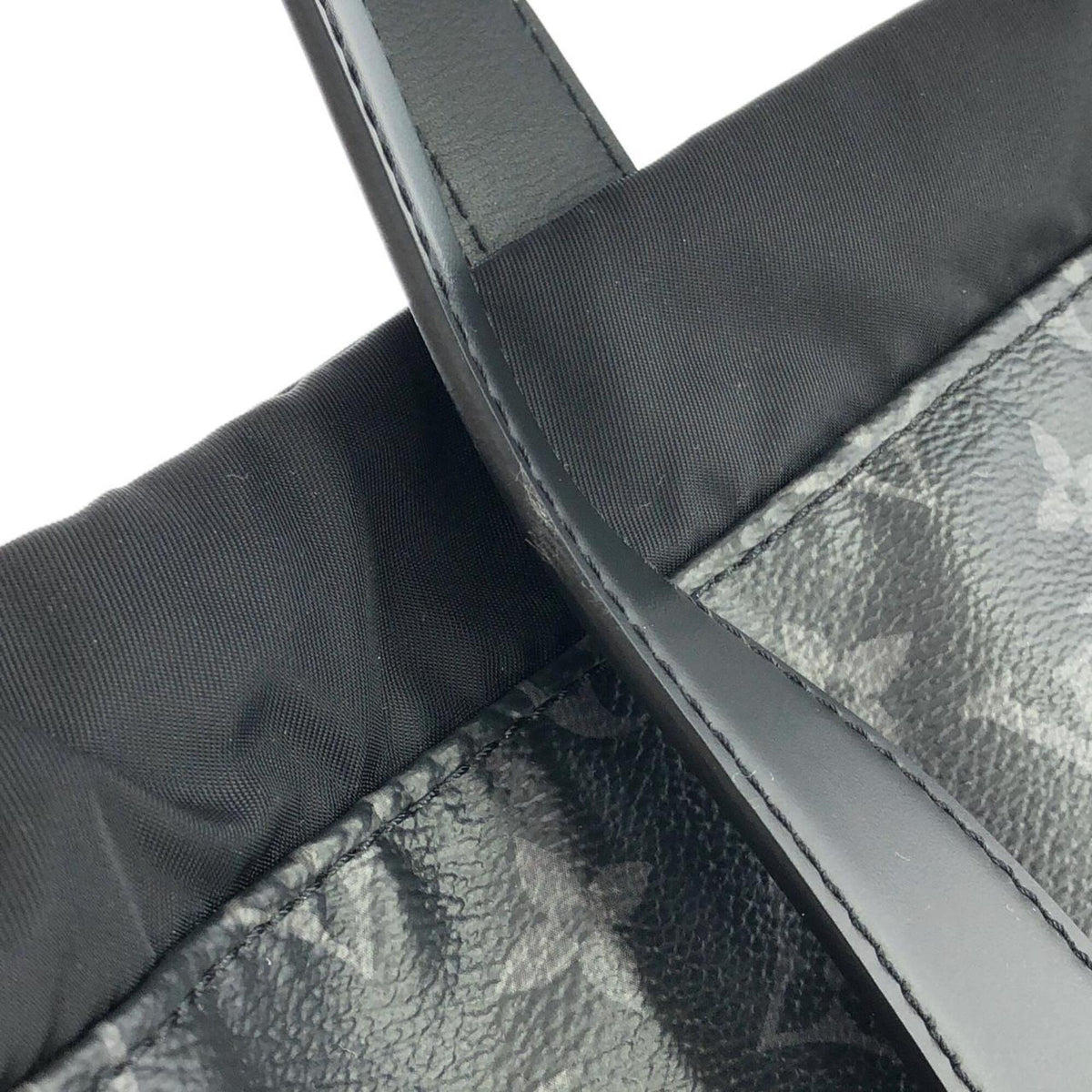 Louis Vuitton Black Coated Canvas Handbag (Pre-Owned)