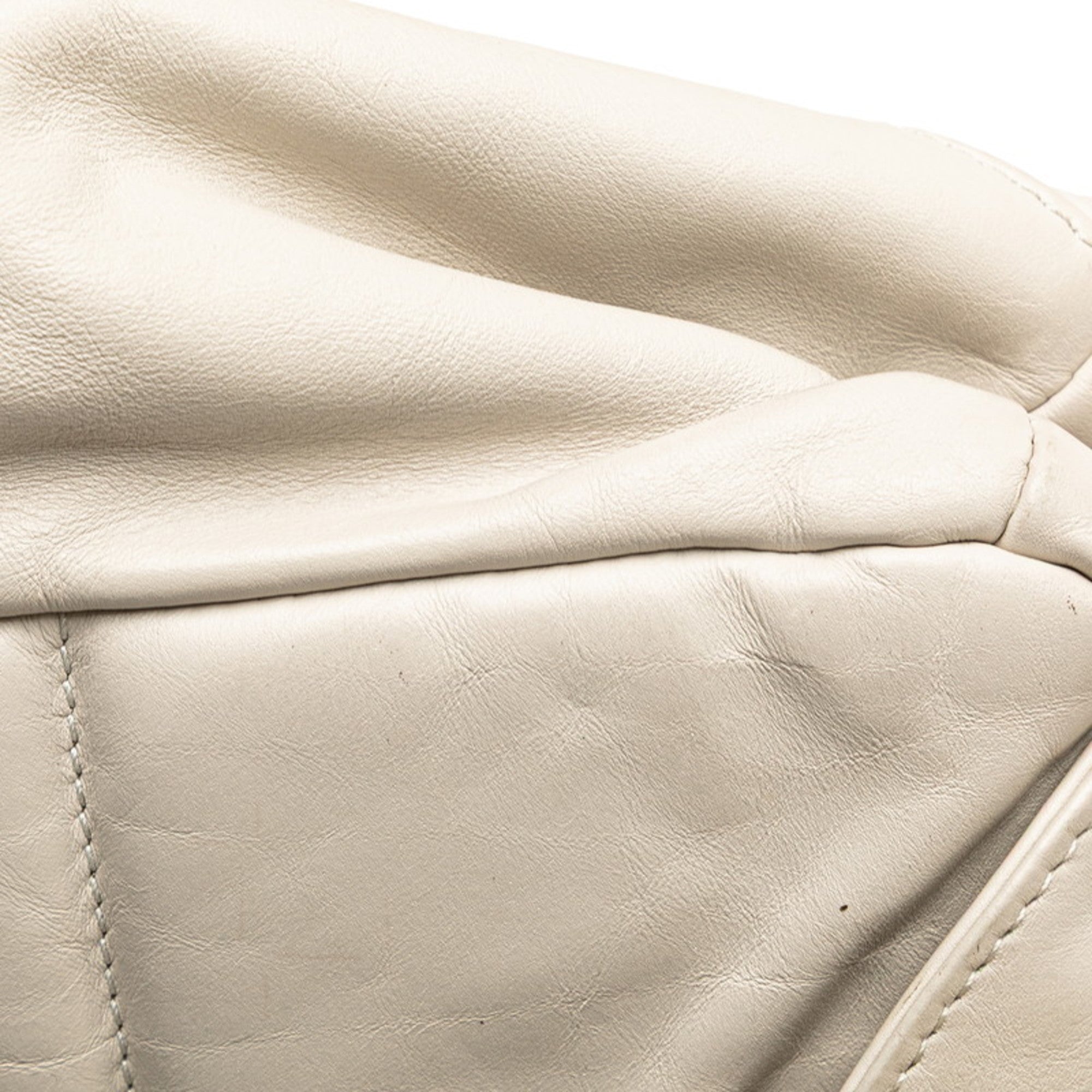 Bottega Veneta Beige White Leather Fanny Pack (Pre-Owned)