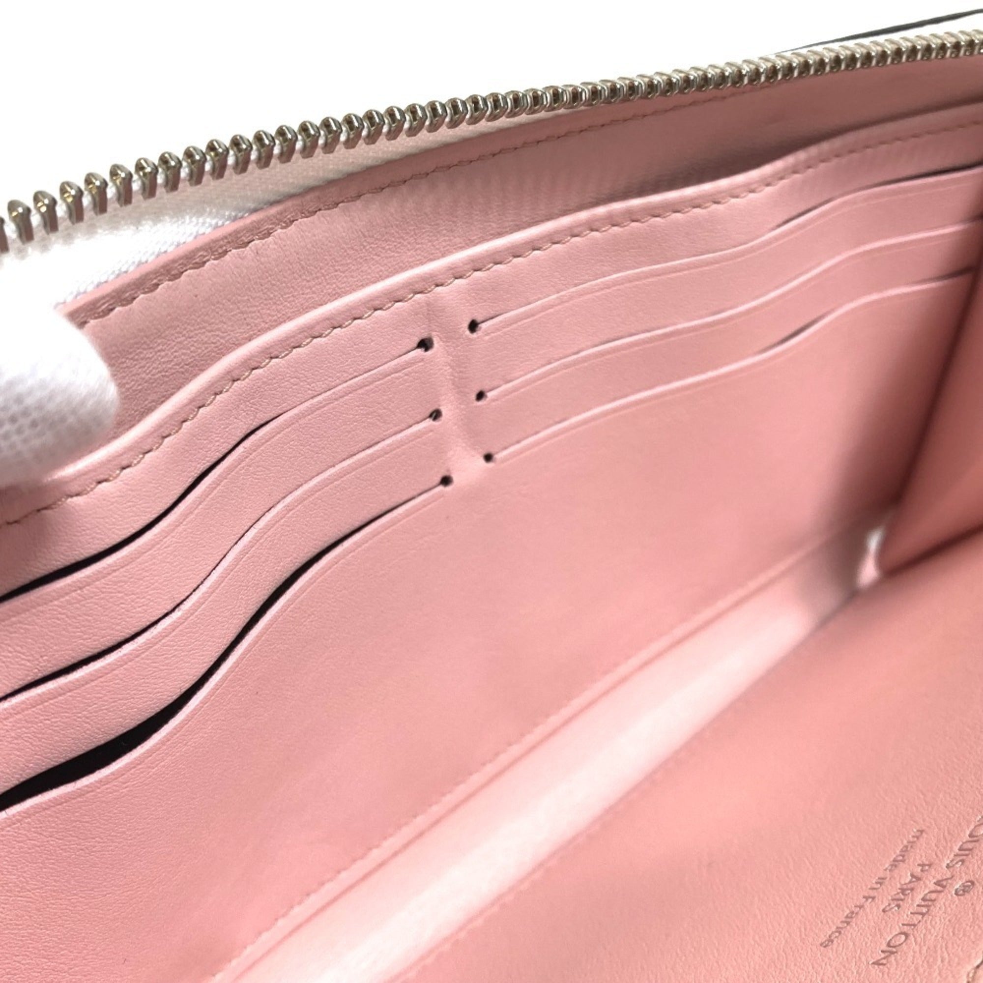 Louis Vuitton Mahina Pink White Mahina Leather Long Wallet (Bi-Fold) (Pre-Owned)