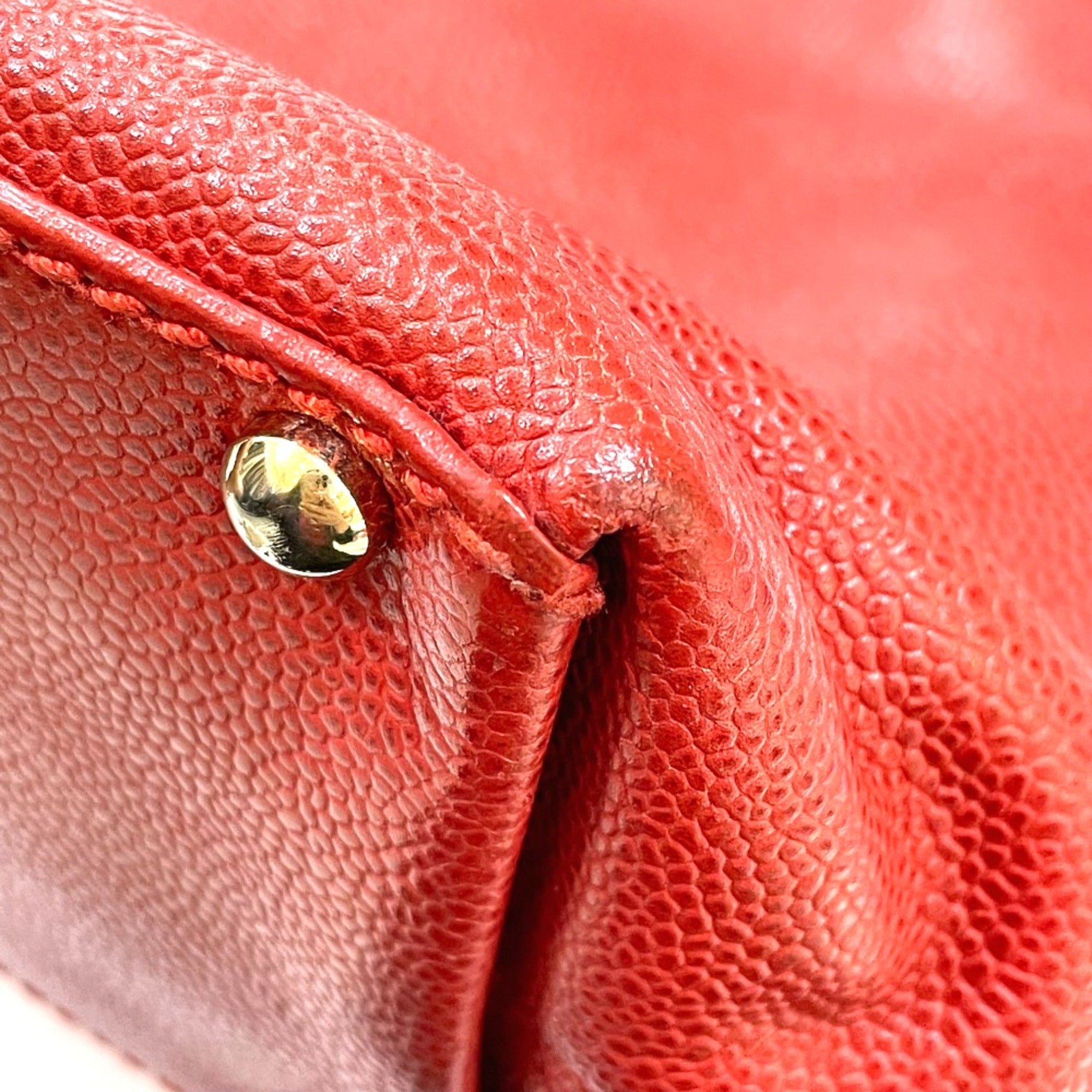 Chanel Red Leather Tote Bag (Pre-Owned)