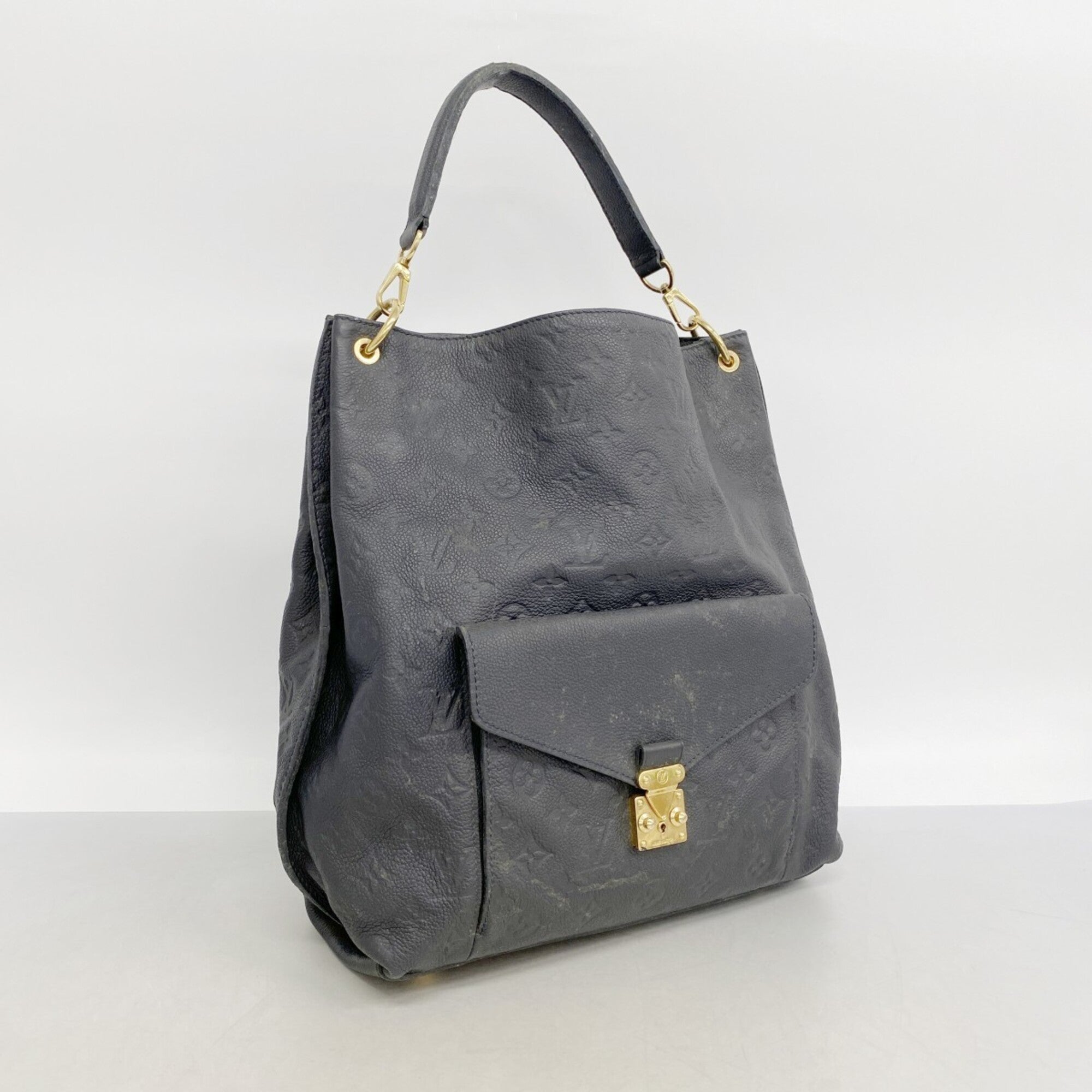 Louis Vuitton Noir Handbag (Pre-Owned)