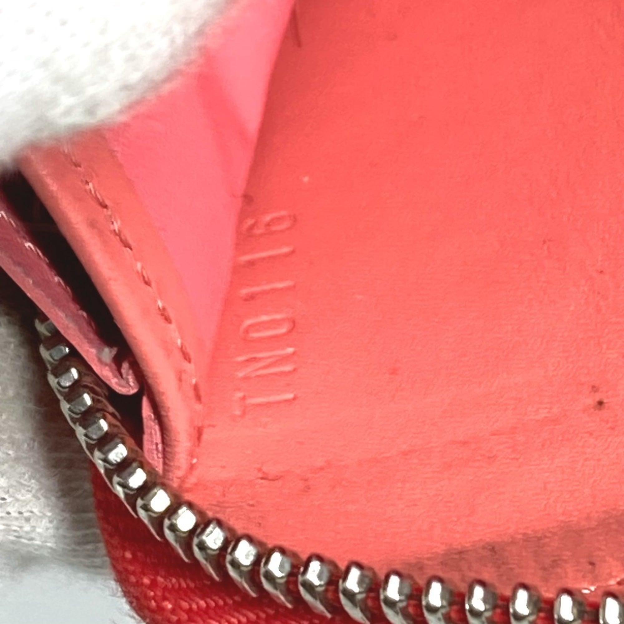 Louis Vuitton Galle Pink Poppy Petal Monogram Vernis Rayures Long Wallet (Bi-Fold) (Pre-Owned)