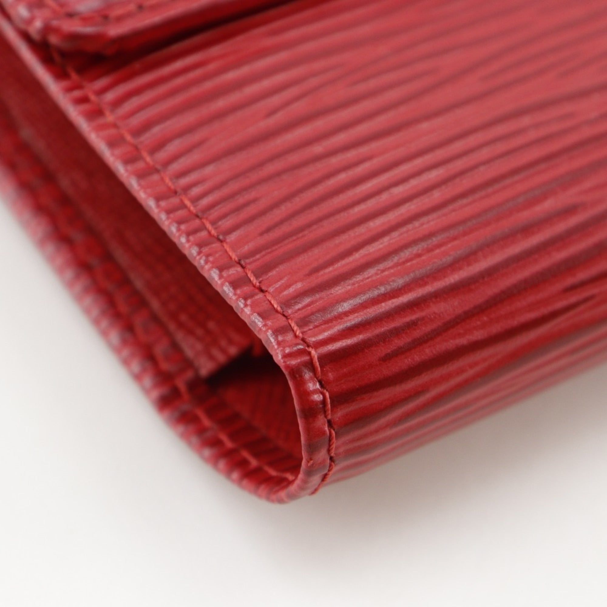 Louis Vuitton Epi Castilian Red Red Color Epi Leather Long Wallet (Bi-Fold) (Pre-Owned)