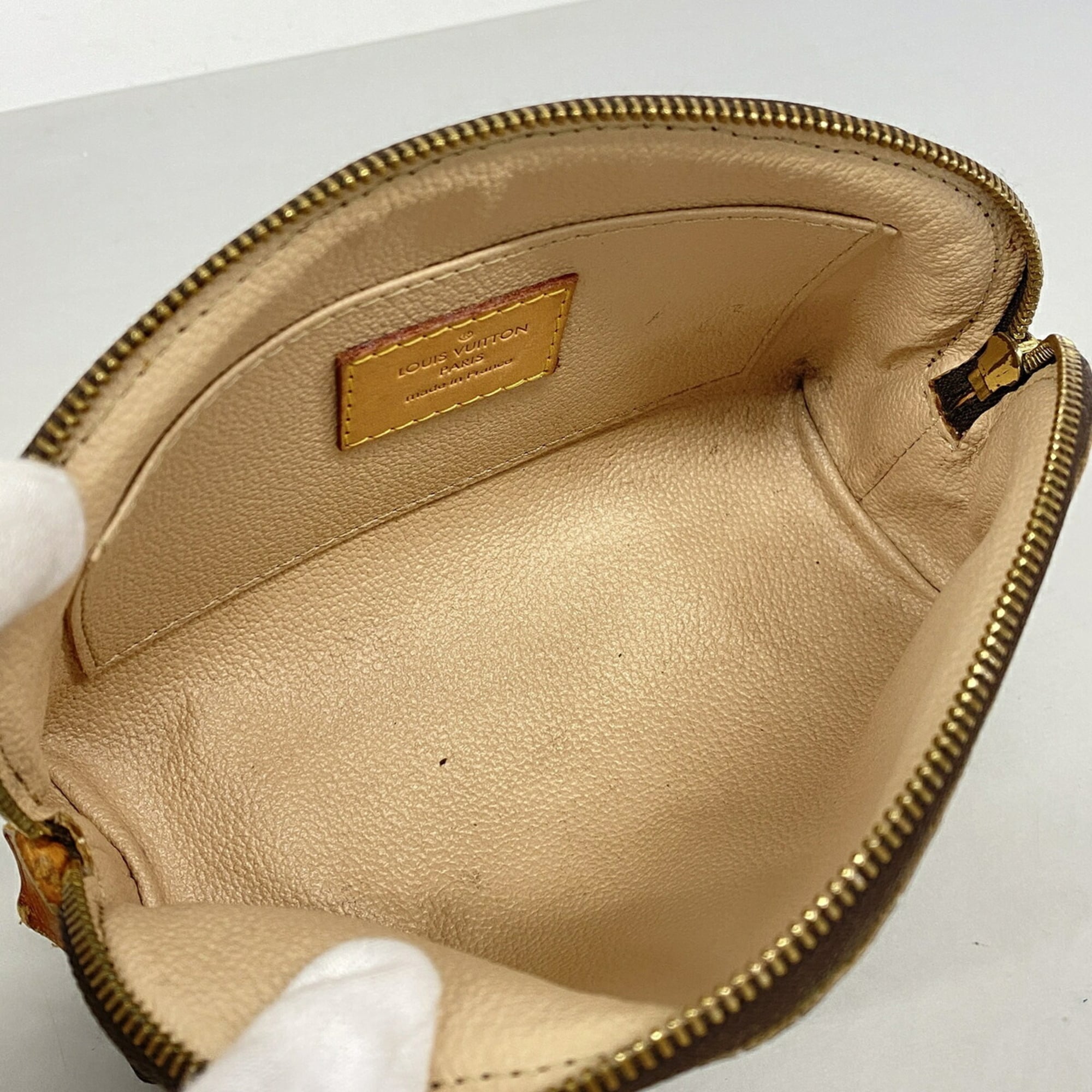 Louis Vuitton Brown Pouch (Pre-Owned)