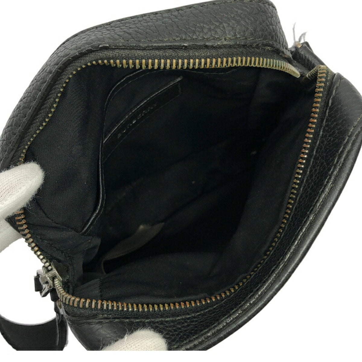 Burberry Black Shoulder Bag (Pre-Owned)