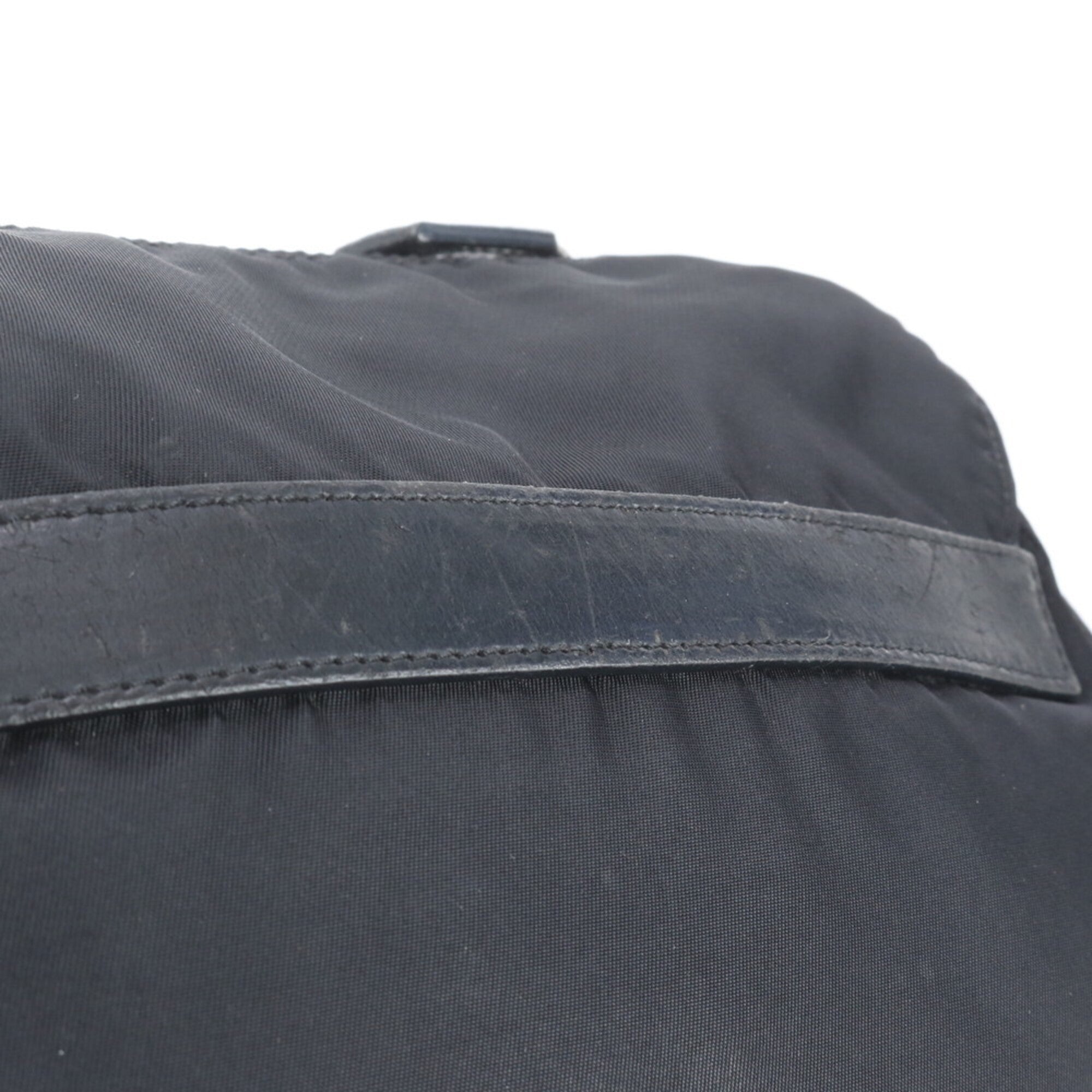 Prada Black Nylon Shoulder Bag (Pre-Owned)