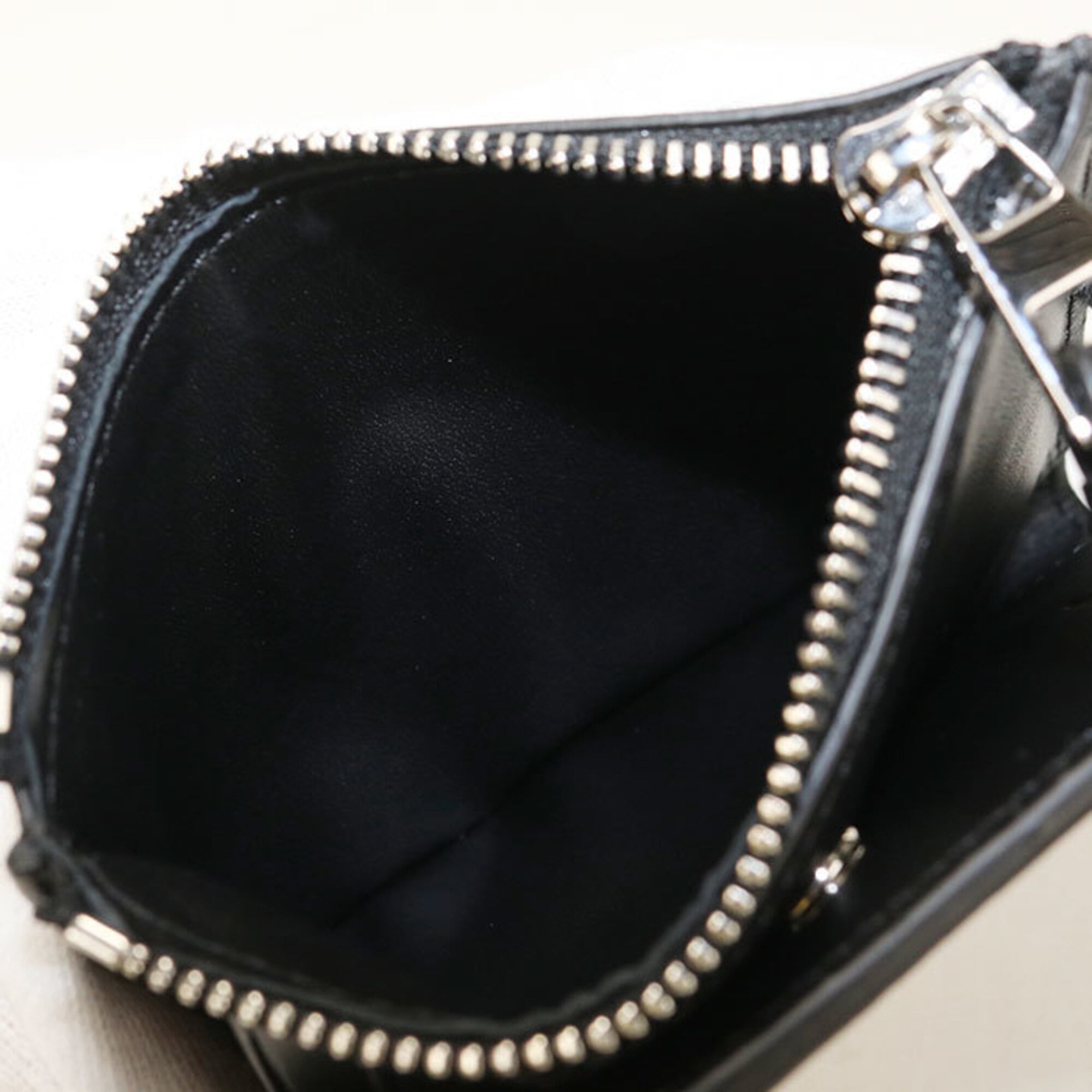 Loewe Black Wallet (Bi-Fold) (Pre-Owned)