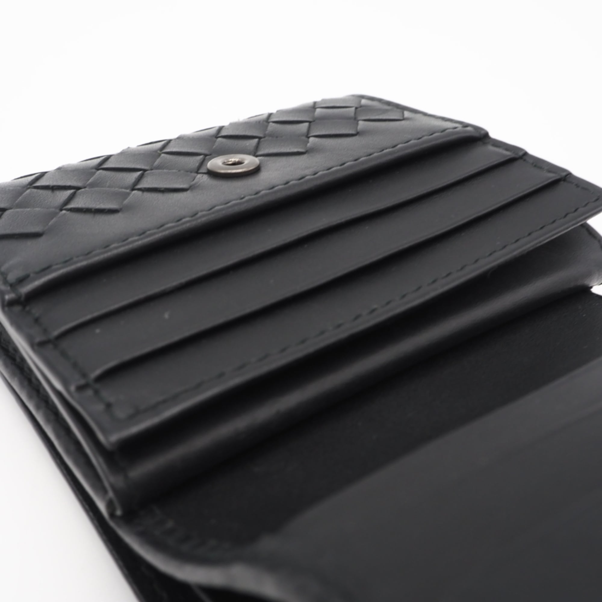 Bottega Veneta Intrecciato Black Leather Wallet (Bi-Fold) (Pre-Owned)