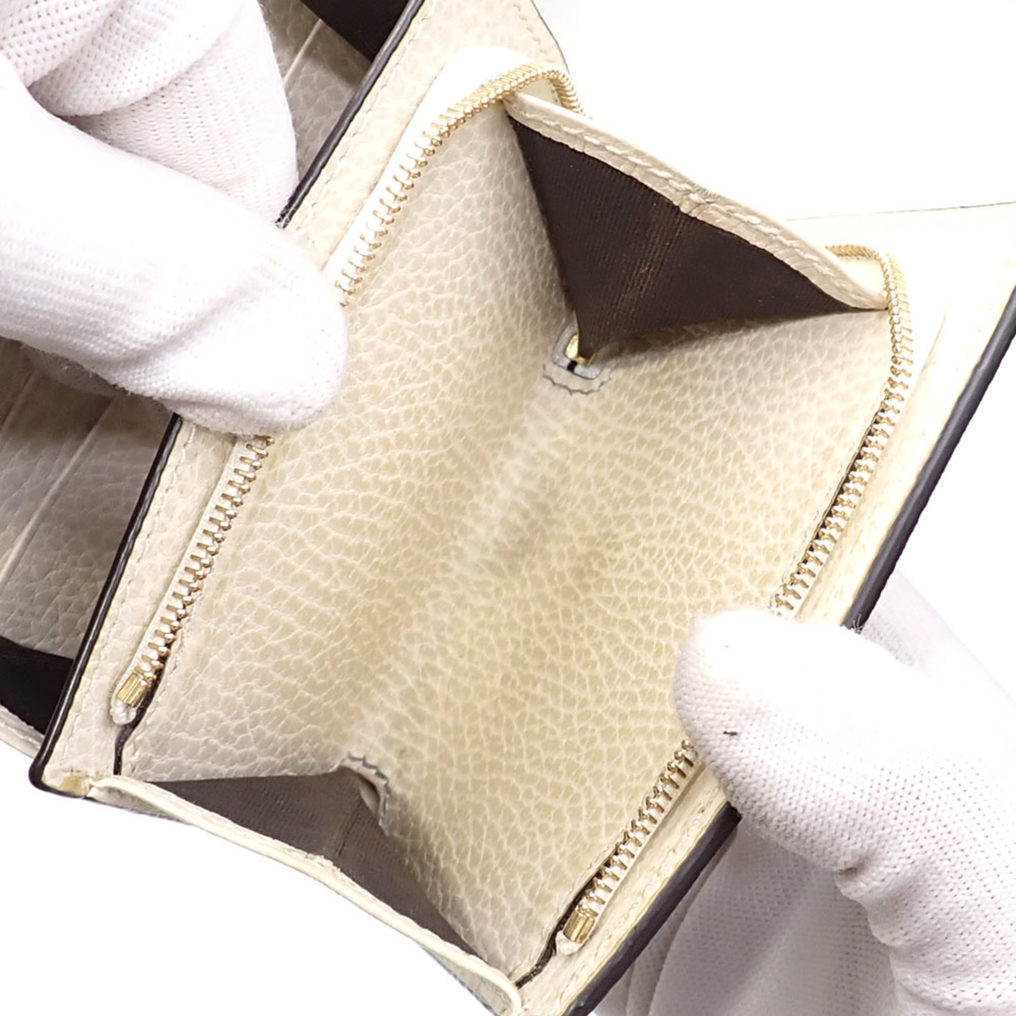 Gucci Ivory Pvc Wallet (Bi-Fold) (Pre-Owned)