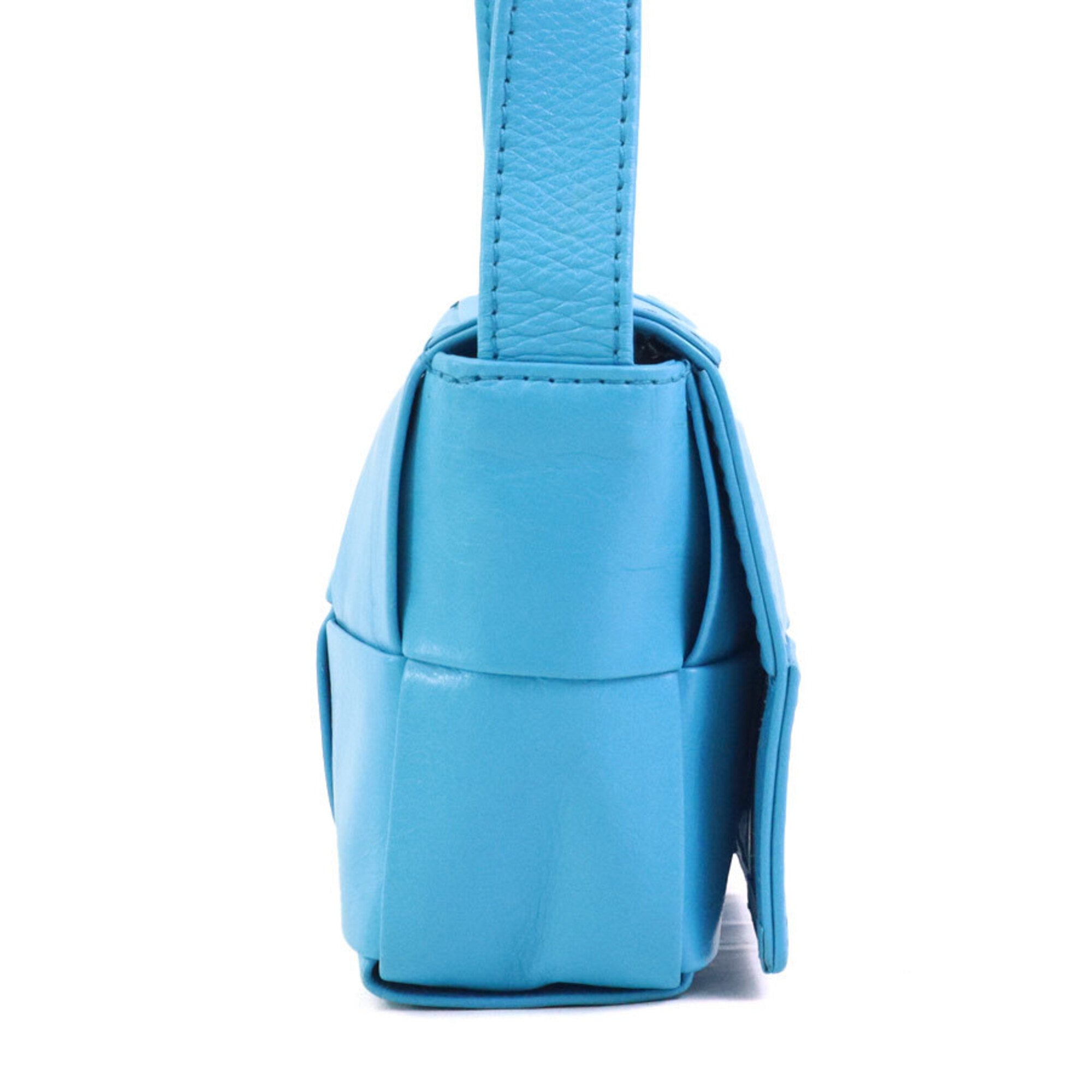 Bottega Veneta Blue Leather Shoulder Bag (Pre-Owned)