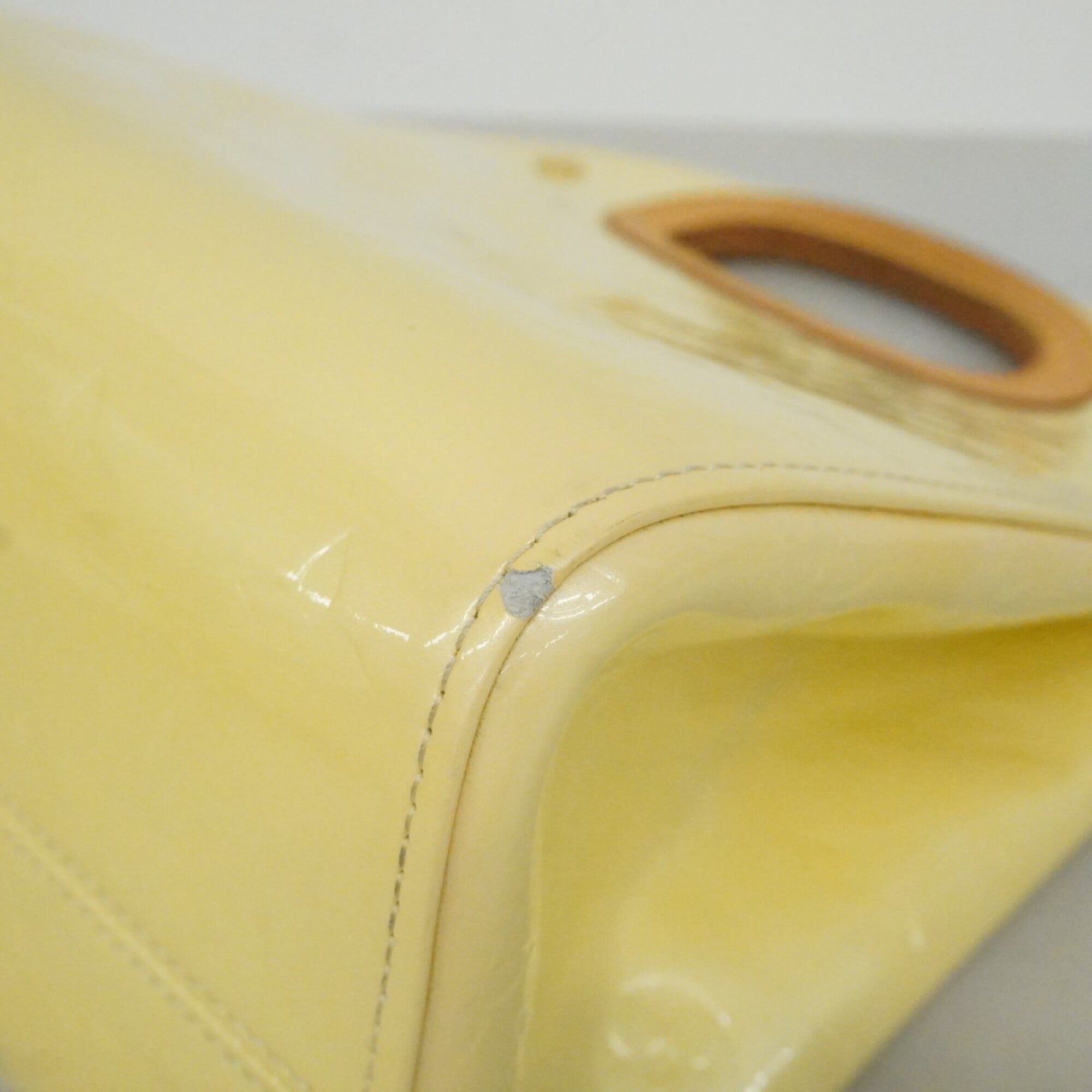 Louis Vuitton Pearl Handbag (Pre-Owned)