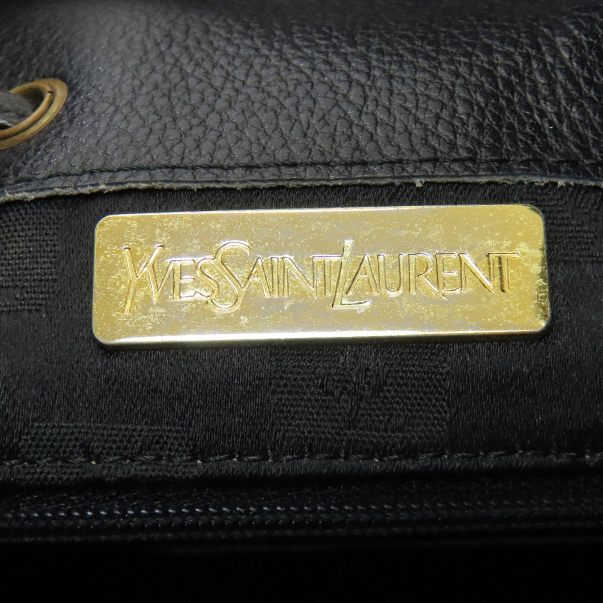 Yves Saint Laurent Black Leather Shoulder Bag (Pre-Owned)