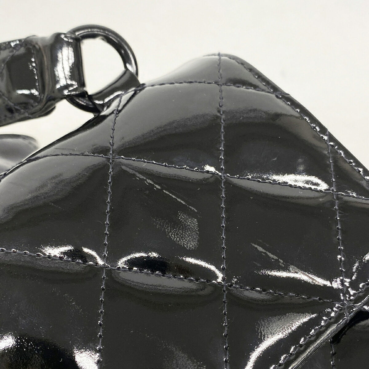 Chanel Black Patent Leather Shoulder Bag (Pre-Owned)