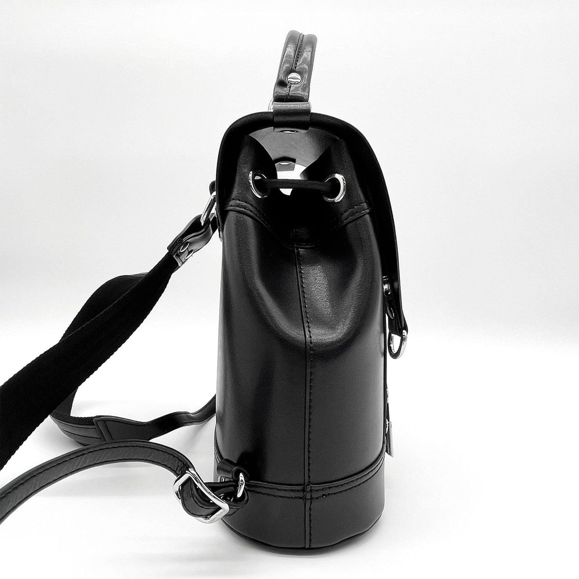 Vivienne Westwood Black Leather Backpack (Pre-Owned)