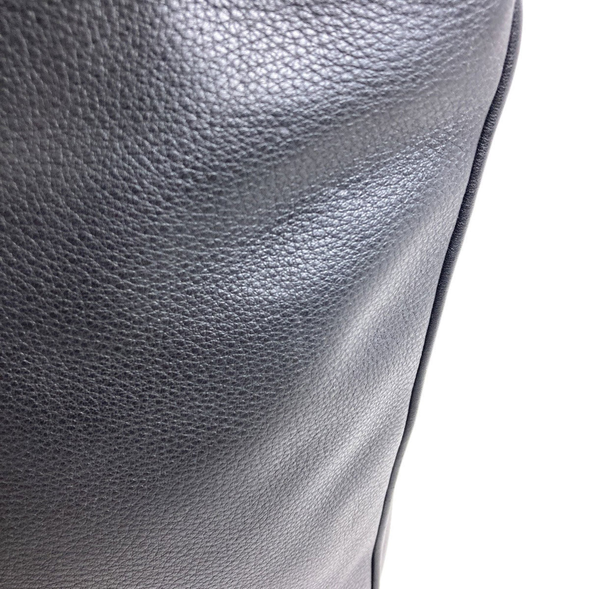 Prada Black Leather Shoulder Bag (Pre-Owned)