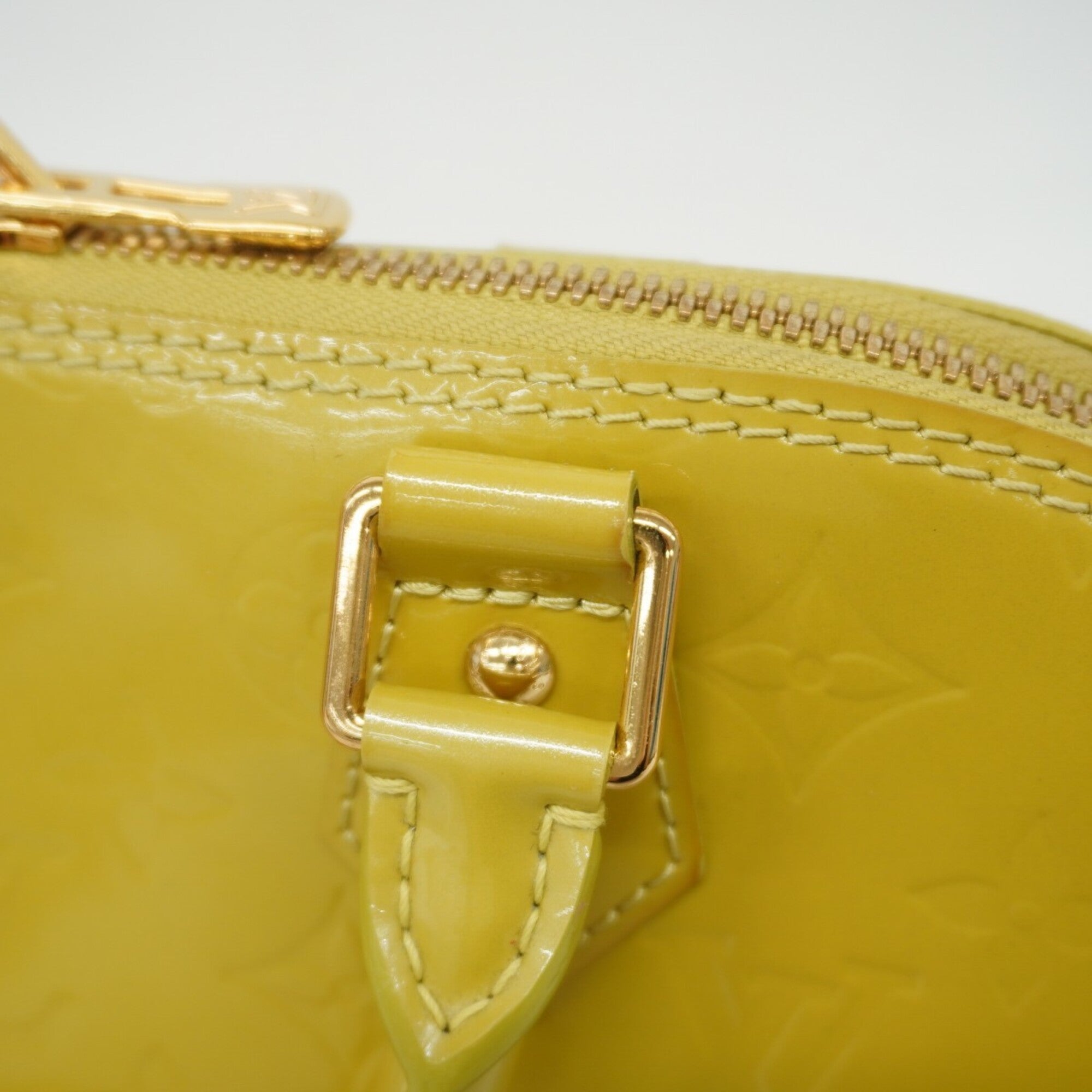 Louis Vuitton Yellow Handbag (Pre-Owned)