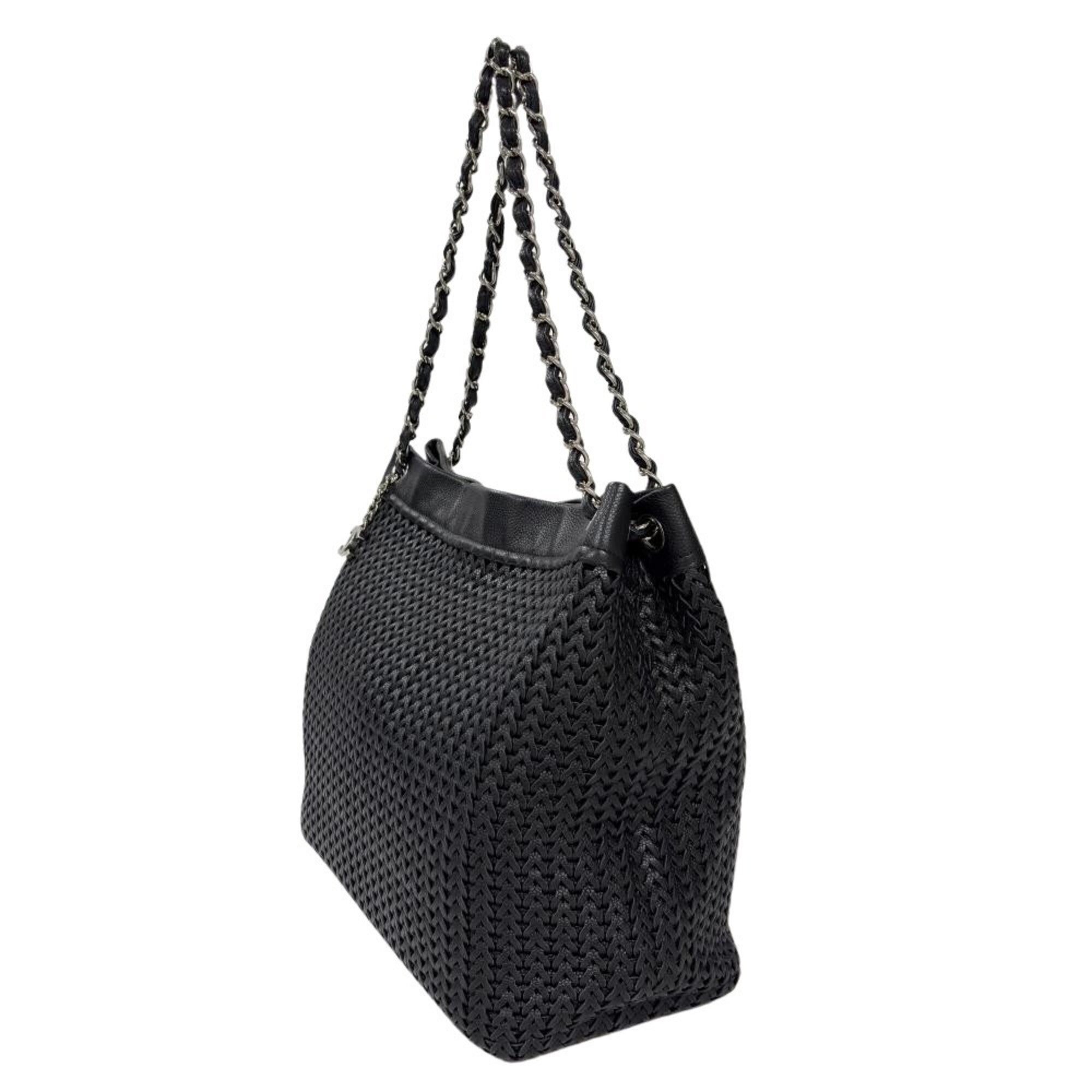 Chanel Black Grained Calfskin Tote Bag (Pre-Owned)