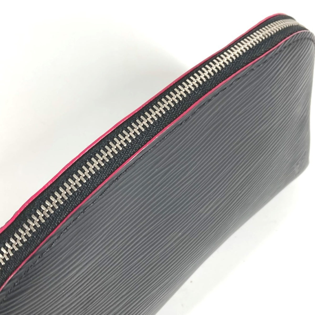 Louis Vuitton Black Noir Pink Epi Leather Pochette Pouch (Pre-Owned)