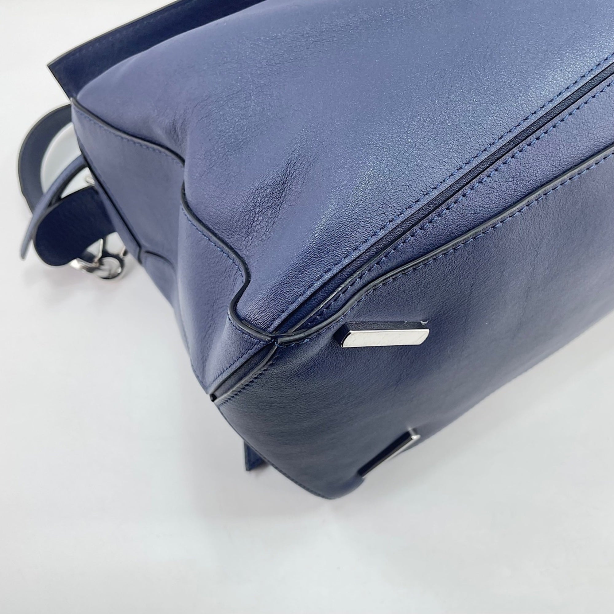 Loewe Blue Shoulder Bag (Pre-Owned)