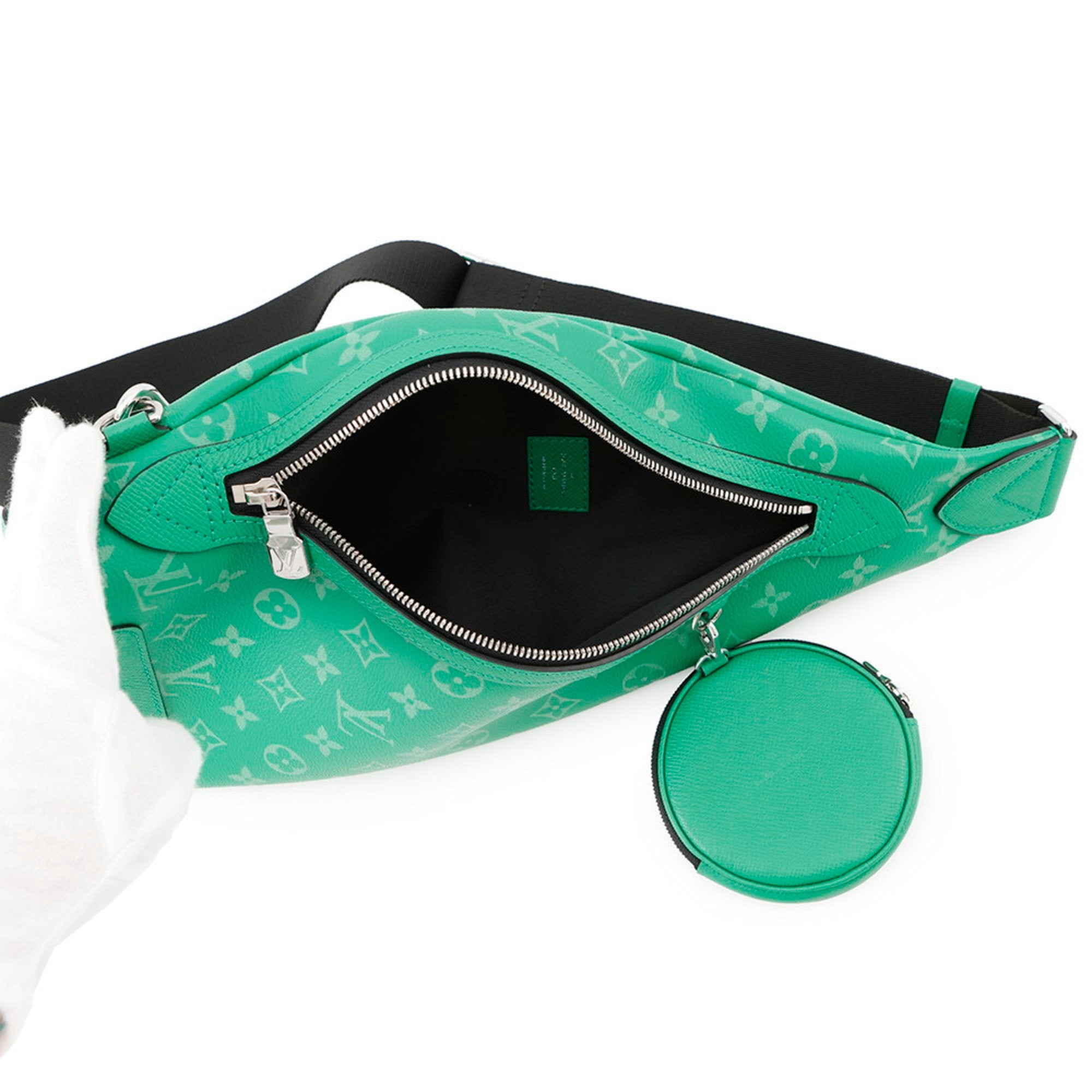 Louis Vuitton Monogram Silver Monogram Taiga Leather Sling Bag (Pre-Owned)