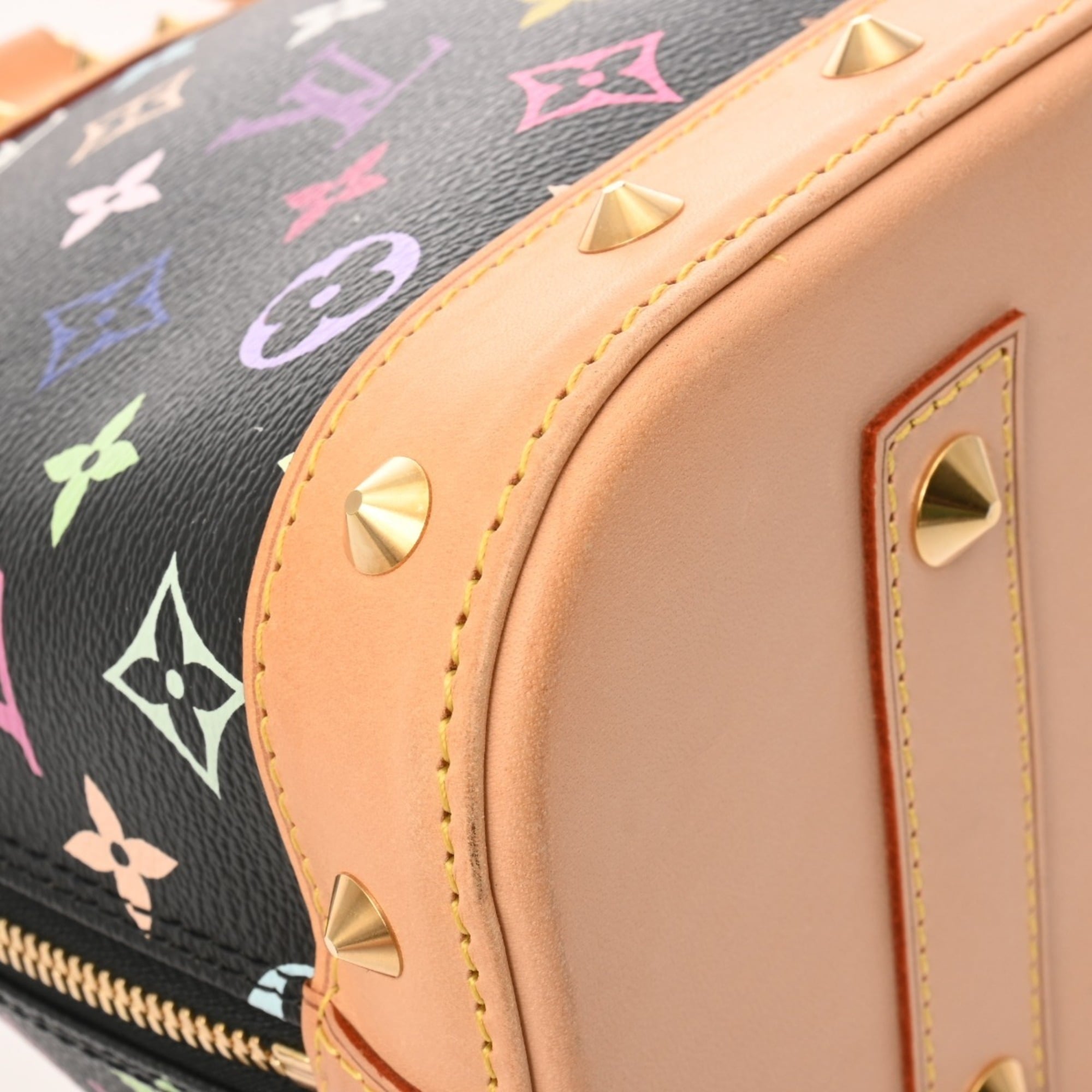 Louis Vuitton Noir Monogram Handbag (Pre-Owned)