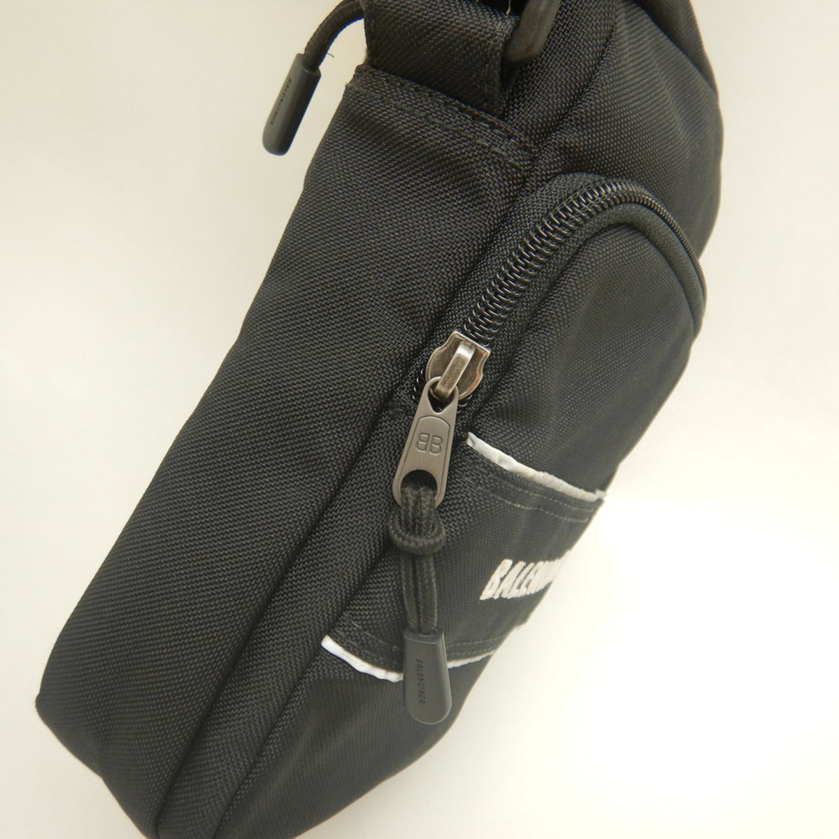 Balenciaga Black Nylon Shoulder Bag (Pre-Owned)
