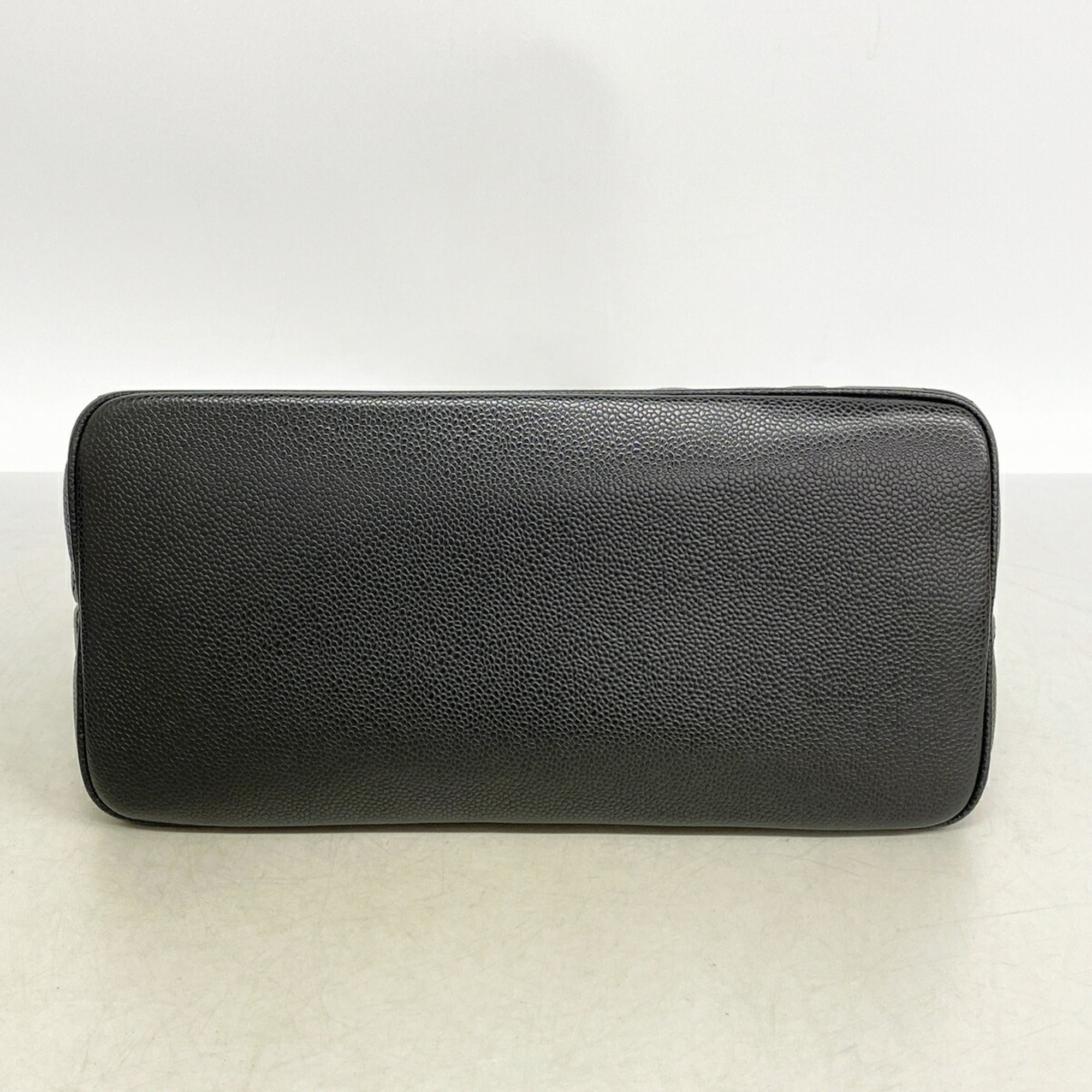 Chanel Black Grained Calfskin Tote Bag (Pre-Owned)