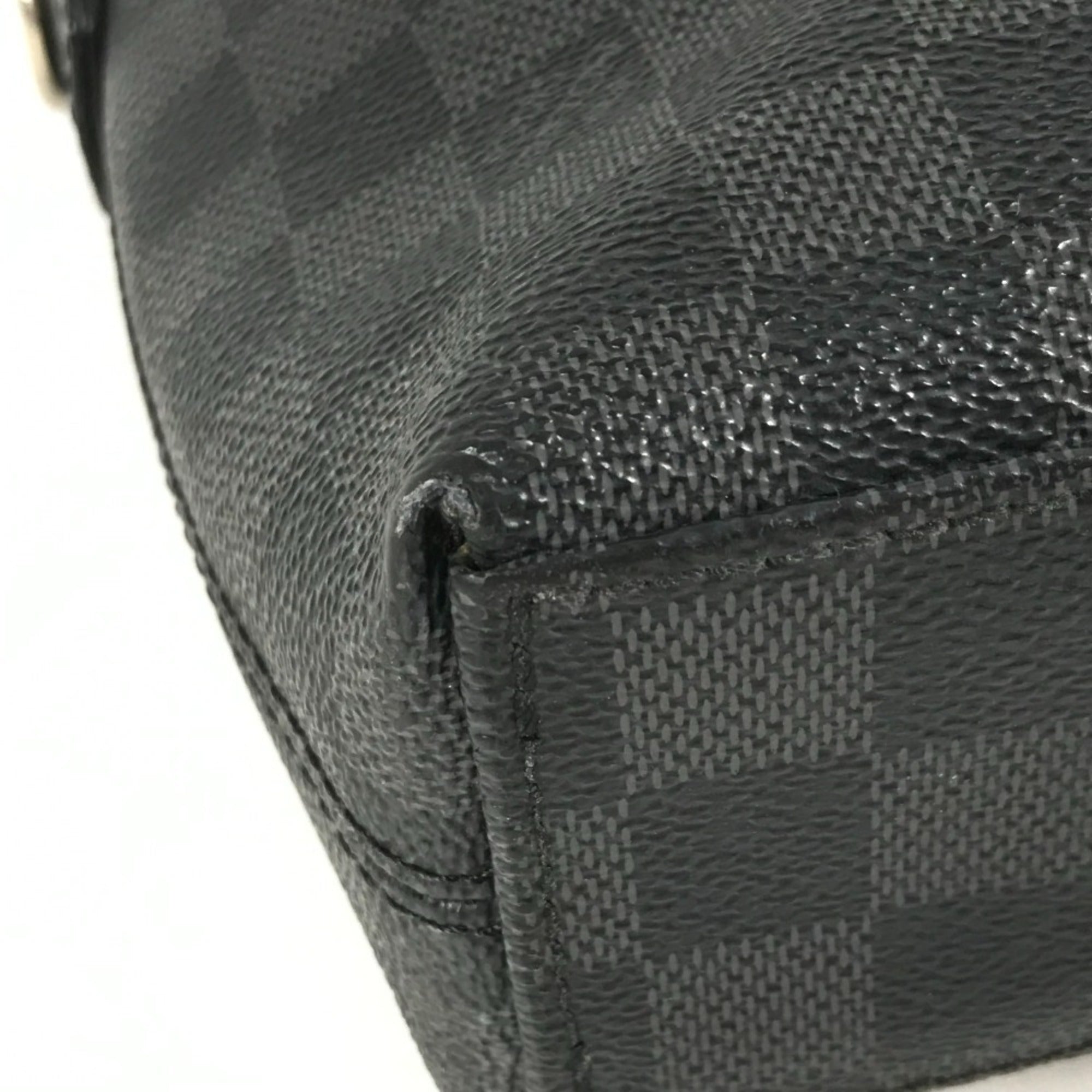 Louis Vuitton Black Damier Graphite Briefcase Handbag (Pre-Owned)