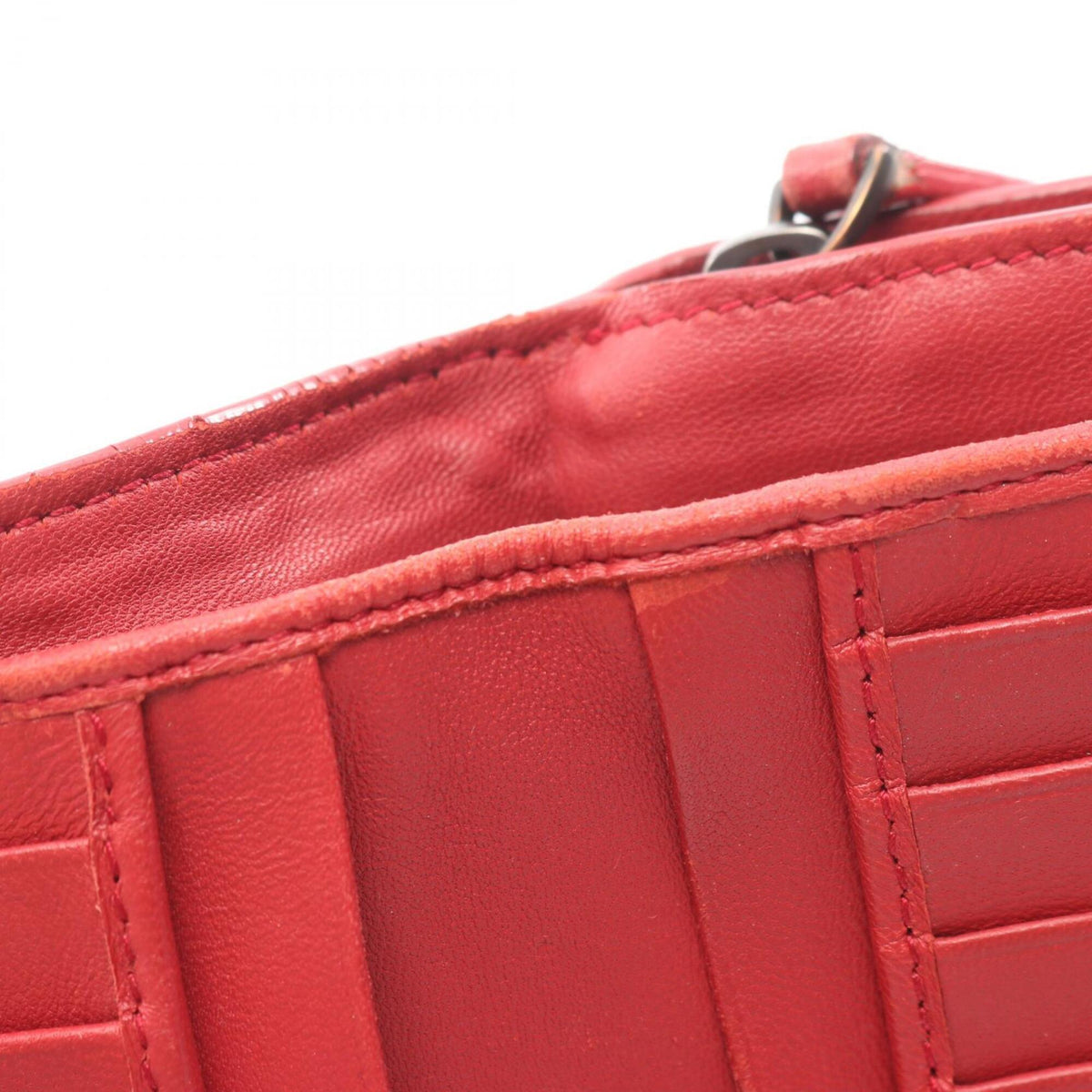 Bottega Veneta Red Color Intrecciato Wallet (Bi-Fold) (Pre-Owned)