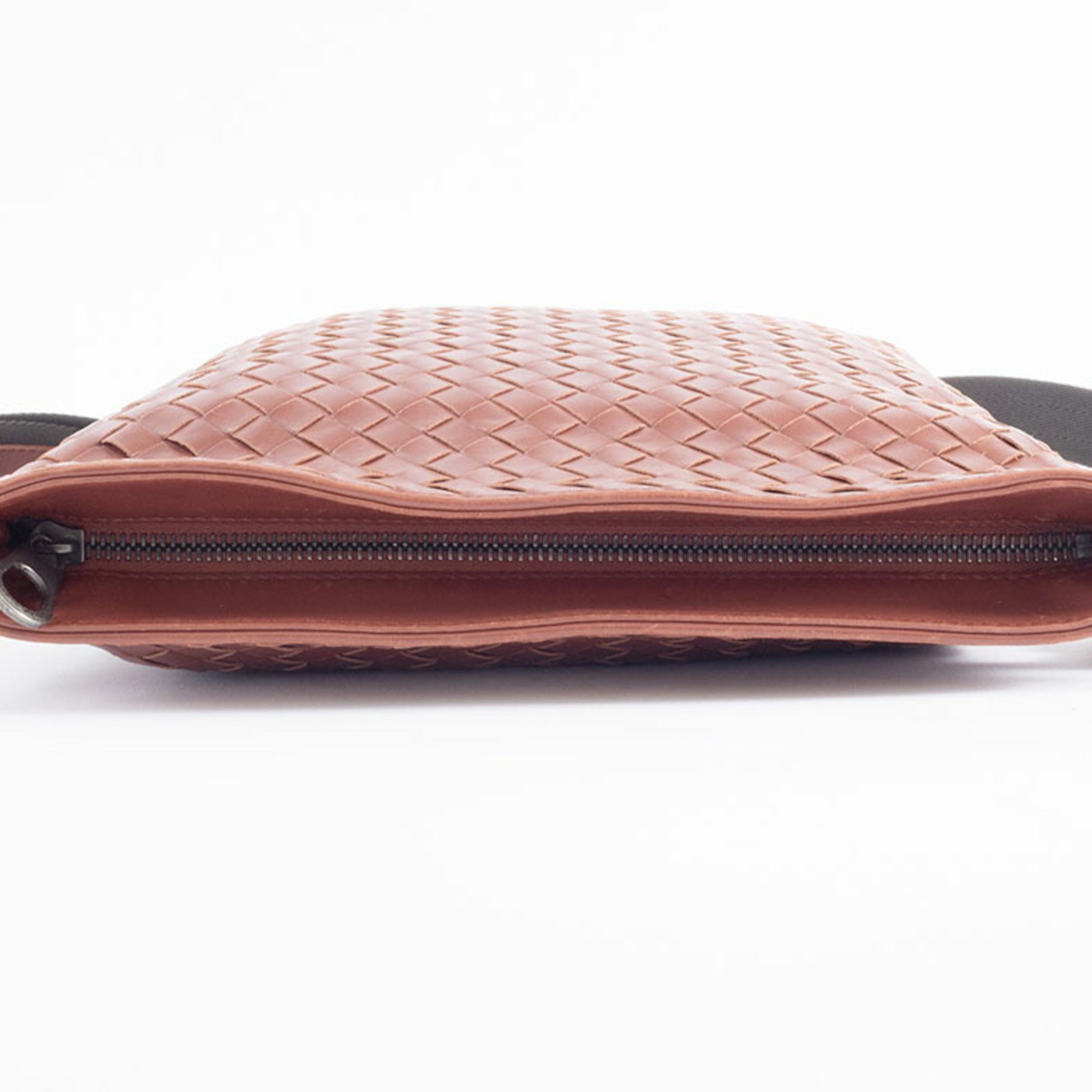 Bottega Veneta Intrecciato Brown Leather Shoulder Bag (Pre-Owned)