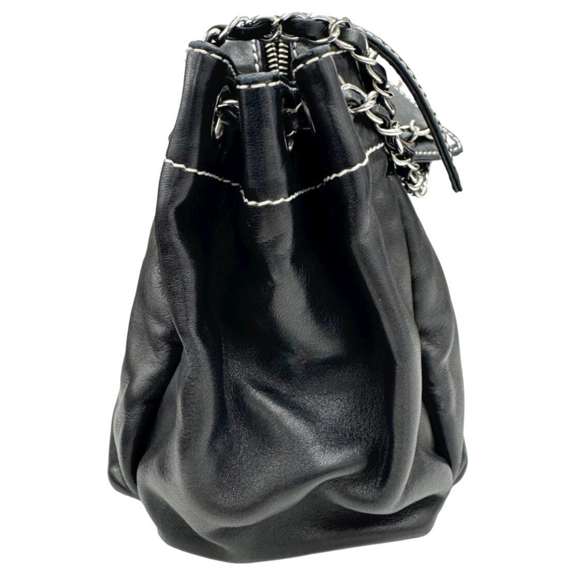 Chanel Black Leather Tote Bag (Pre-Owned)