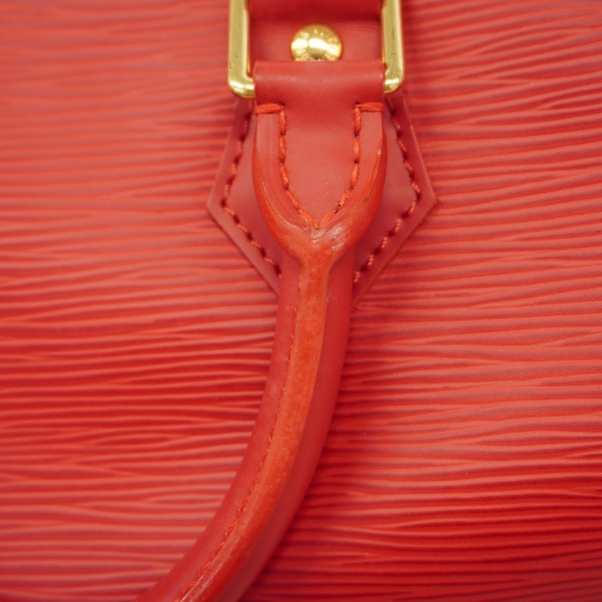 Louis Vuitton Rouge Handbag (Pre-Owned)