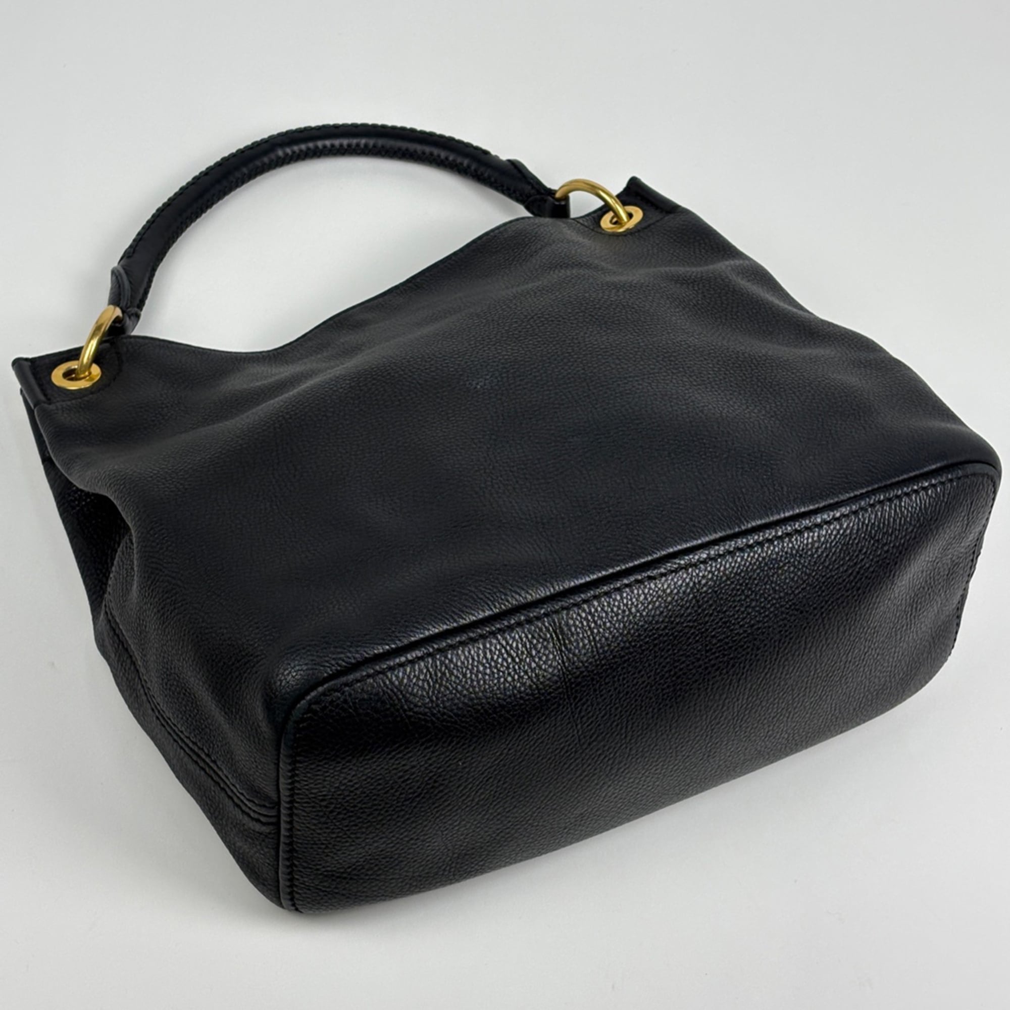 Prada Black Leather Shoulder Bag (Pre-Owned)