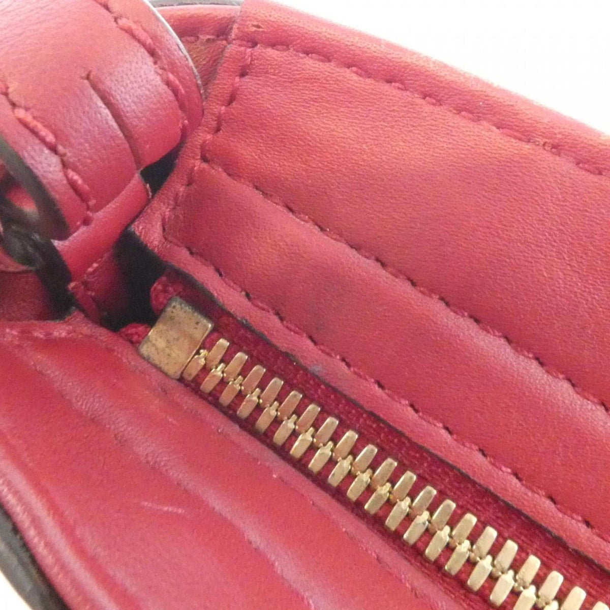 Gucci Red Color Micro Gg Leather Handbag (Pre-Owned)