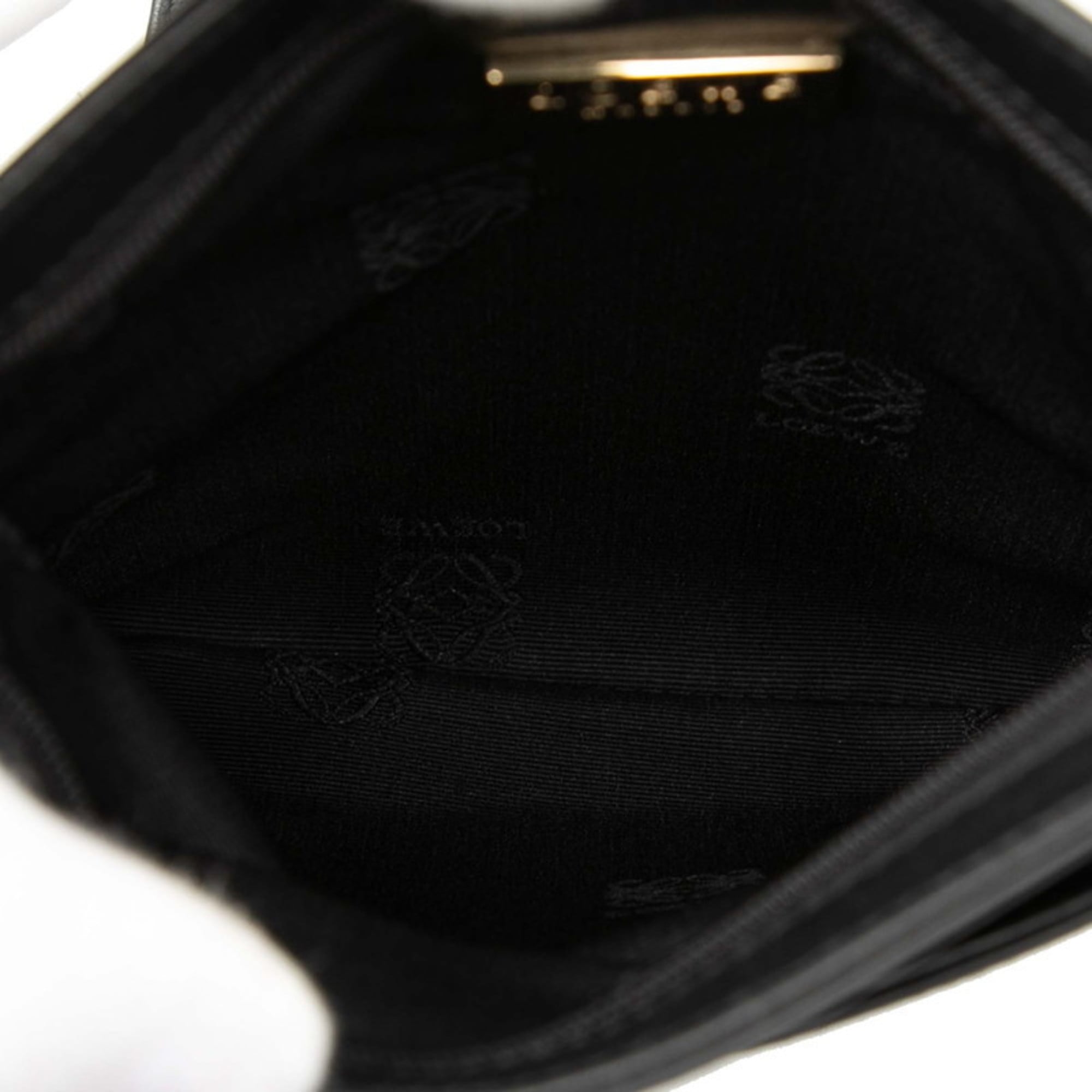 Loewe Black Leather Pochette Shoulder Bag (Pre-Owned)
