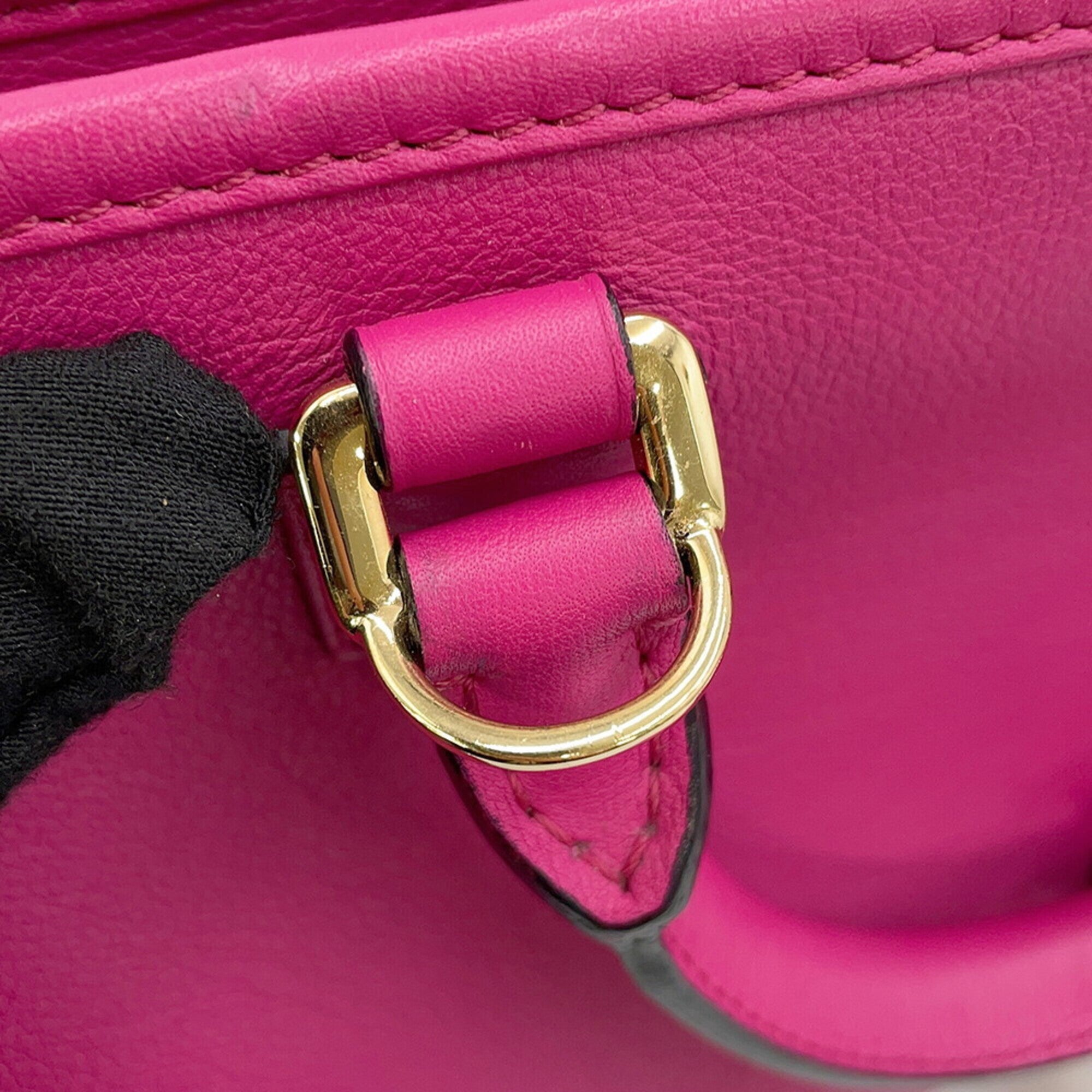 Loewe Pink Leather Handbag (Pre-Owned)