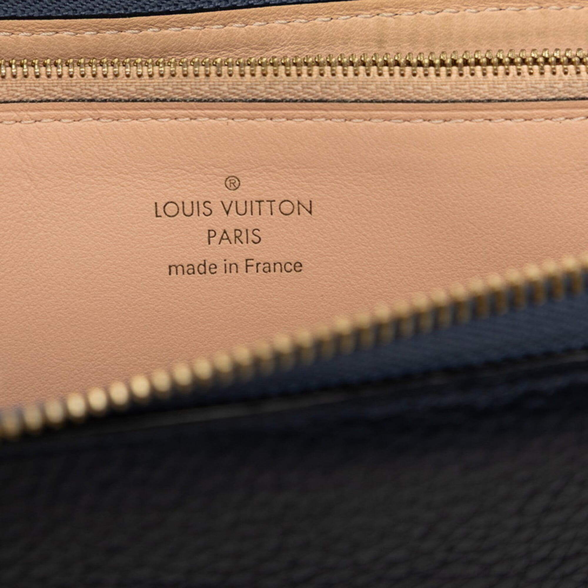 Louis Vuitton Navy Navy Blue Leather Long Wallet (Bi-Fold) (Pre-Owned)