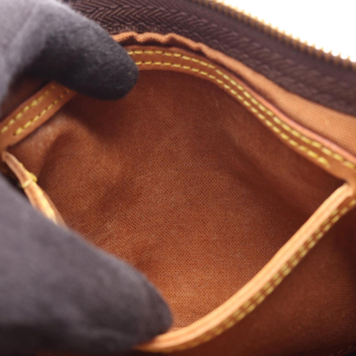 Louis Vuitton Brown Coated Canvas Monogram Leather Handbag (Pre-Owned)