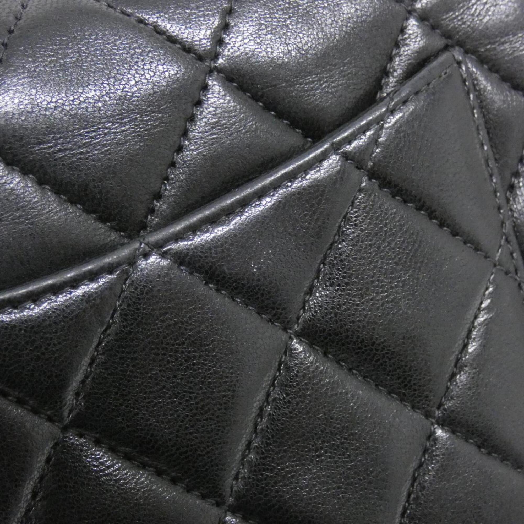 Chanel Black Leather Shoulder Bag (Pre-Owned)
